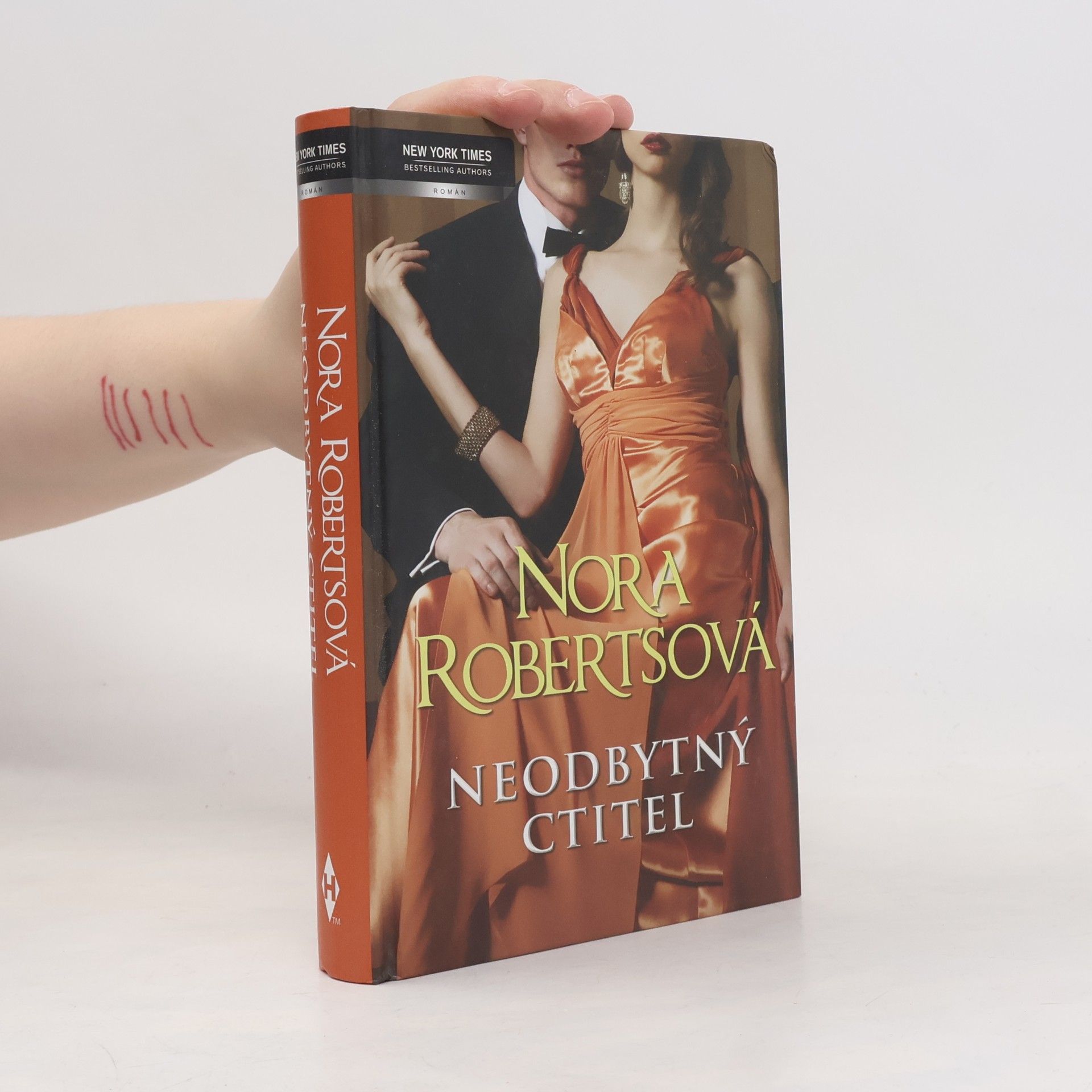Nora Roberts Neodbytný ctitel