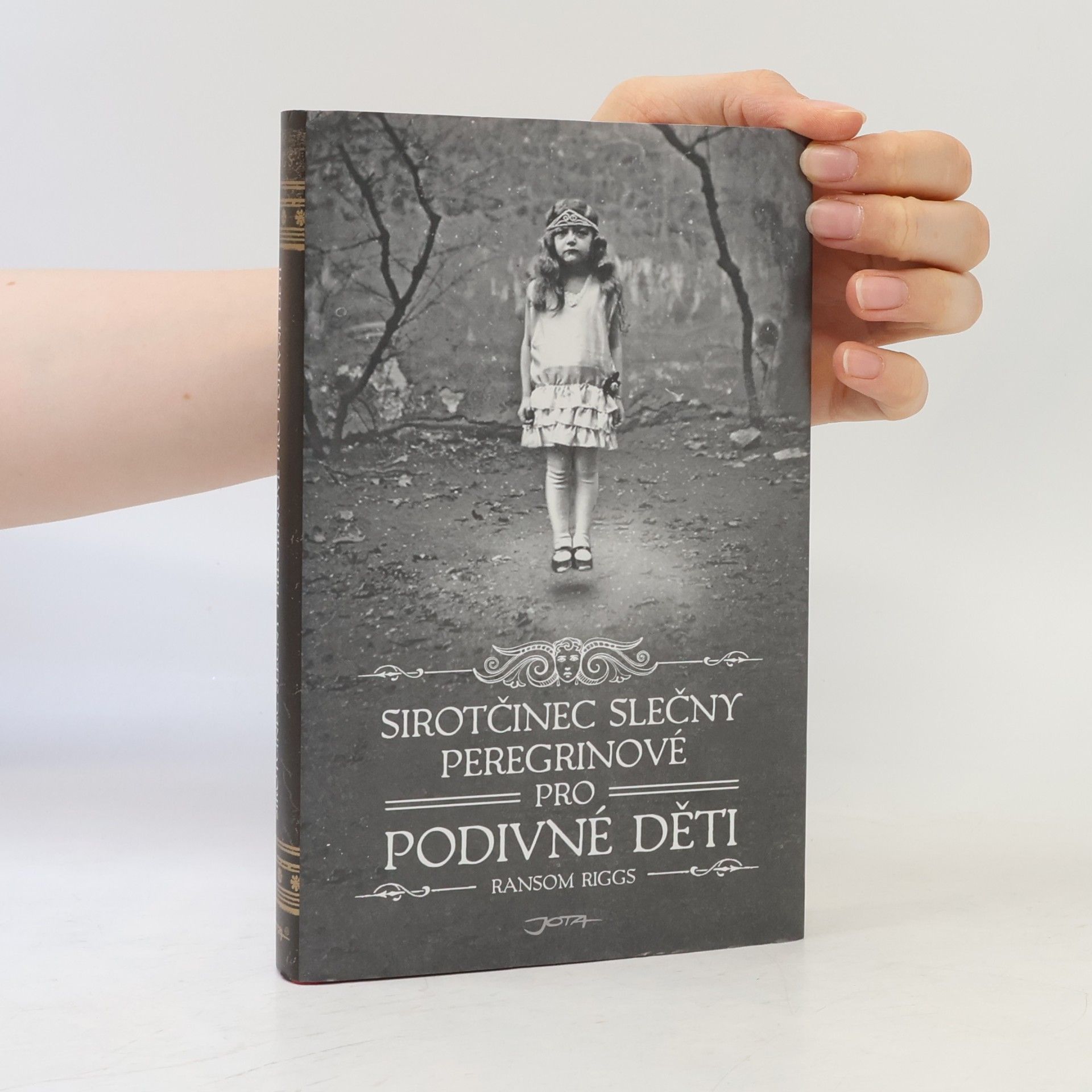 Ransom Riggs Sirotčinec slečny Peregrinové pro podivné děti