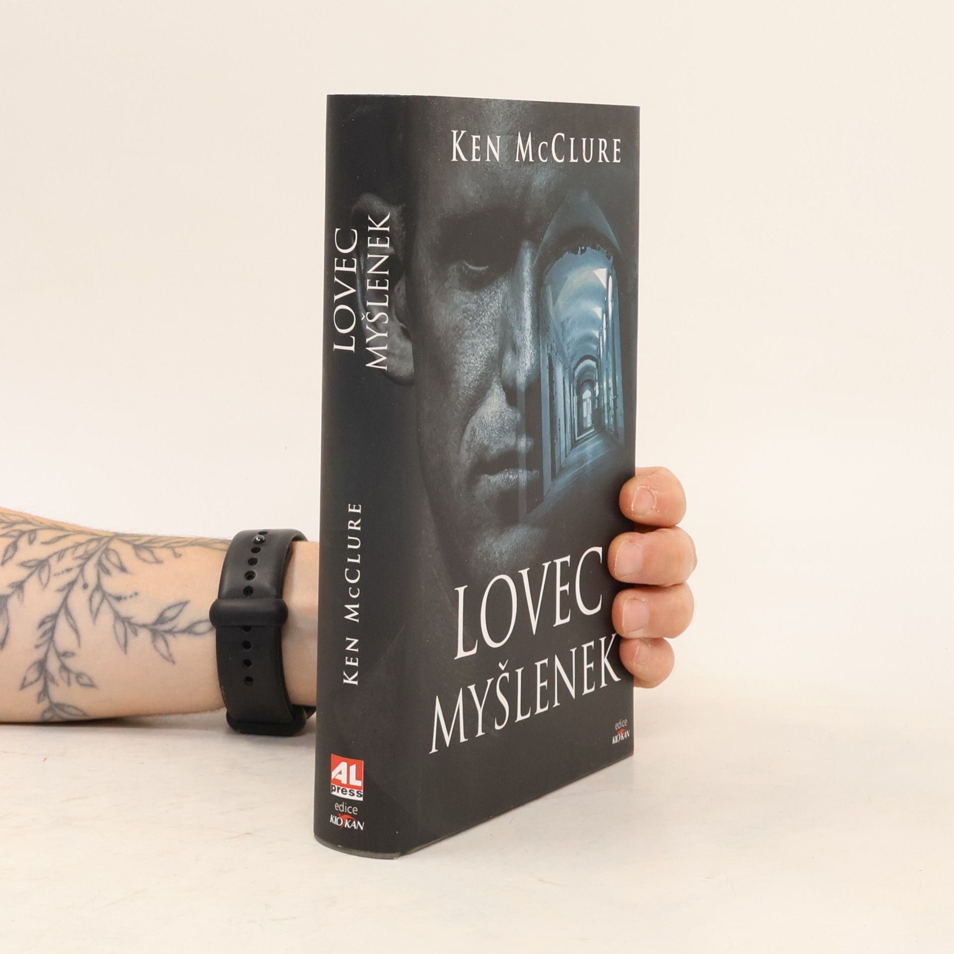 Ken McClure Lovec myšlenek