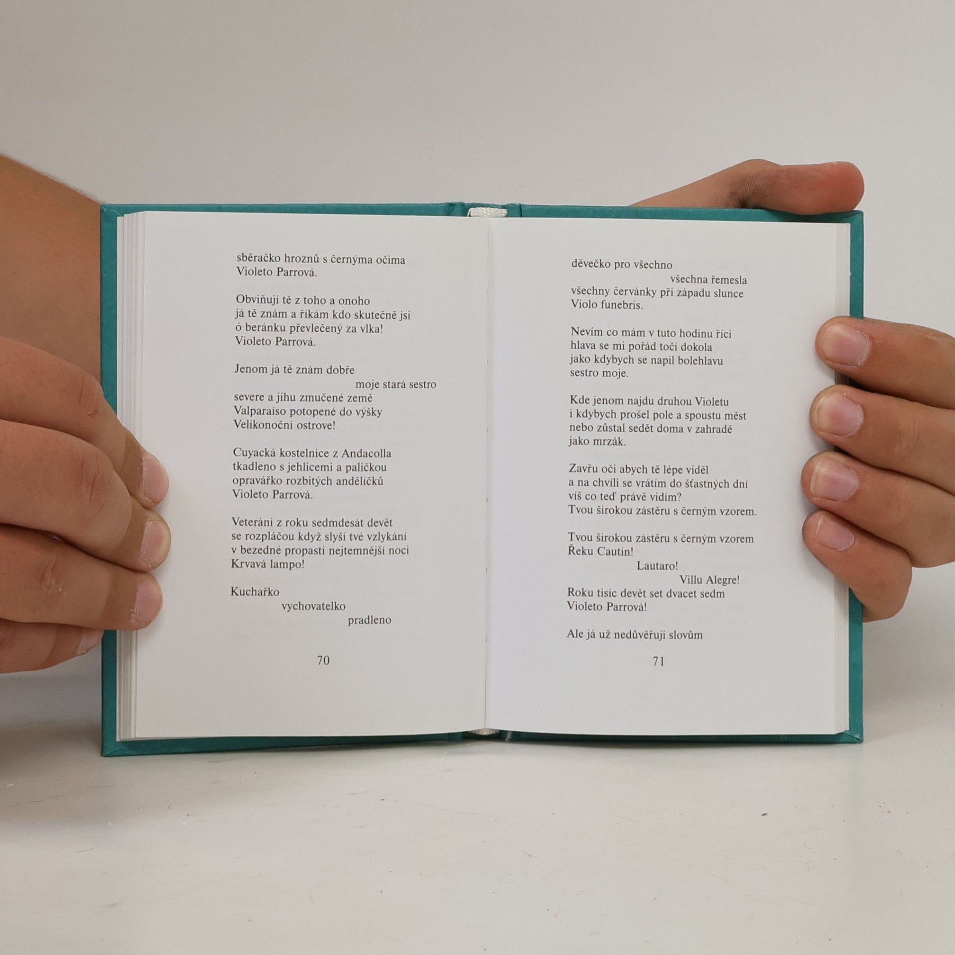 Nicanor Parra Básně proti plešatění