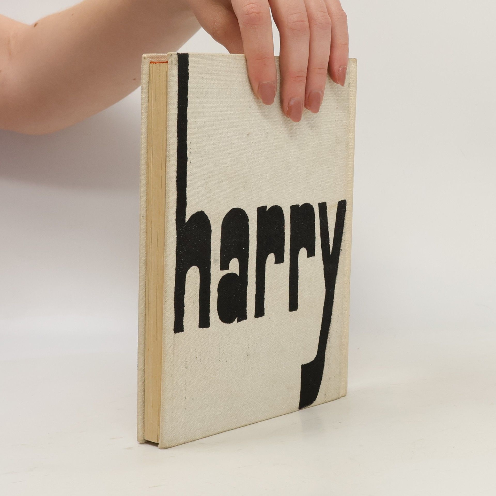 Harry Thürk Údolí sedmi měsíců