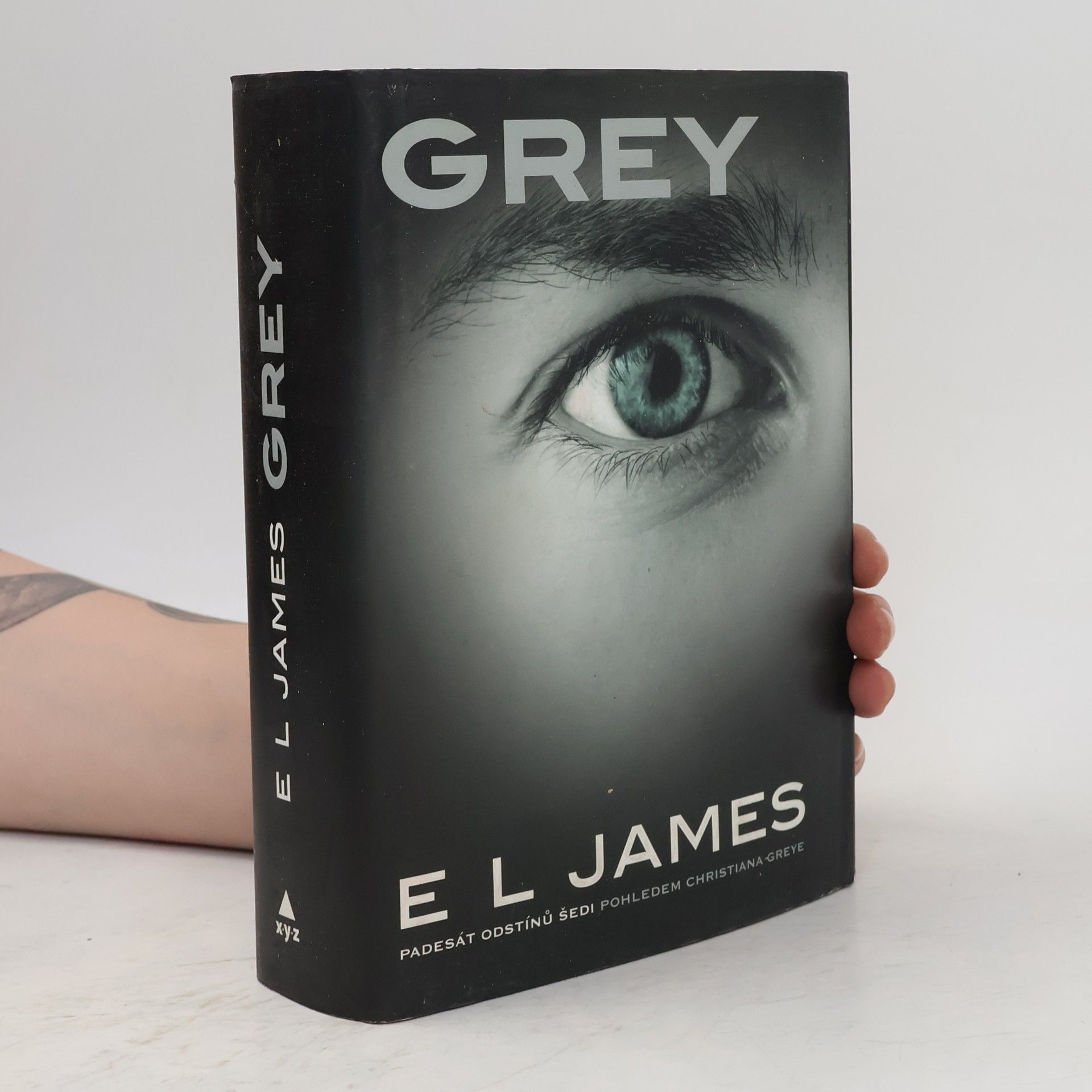 E. L. James Grey