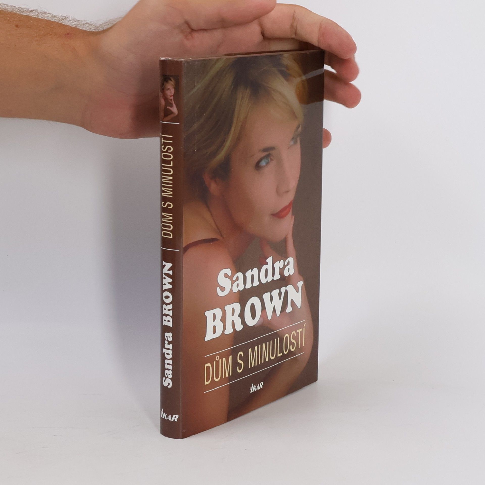 Sandra Brown Dům s minulostí