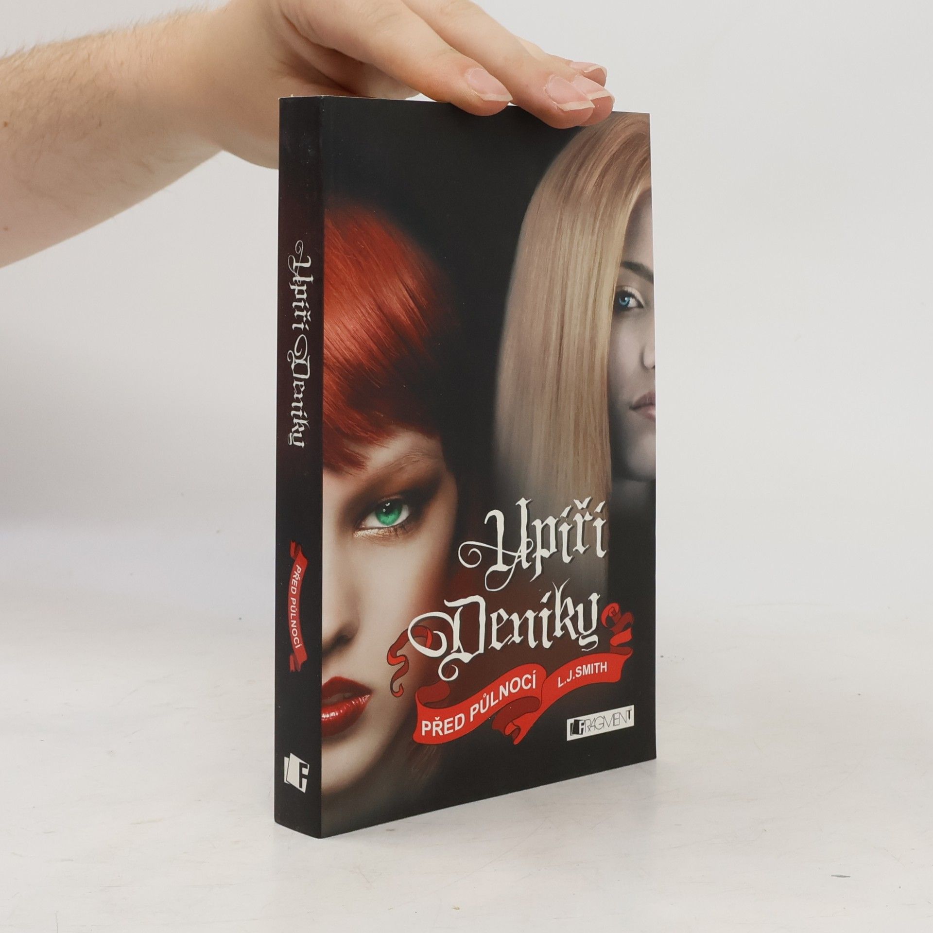 Lisa J. Smith Upíří deníky. Před půlnocí
