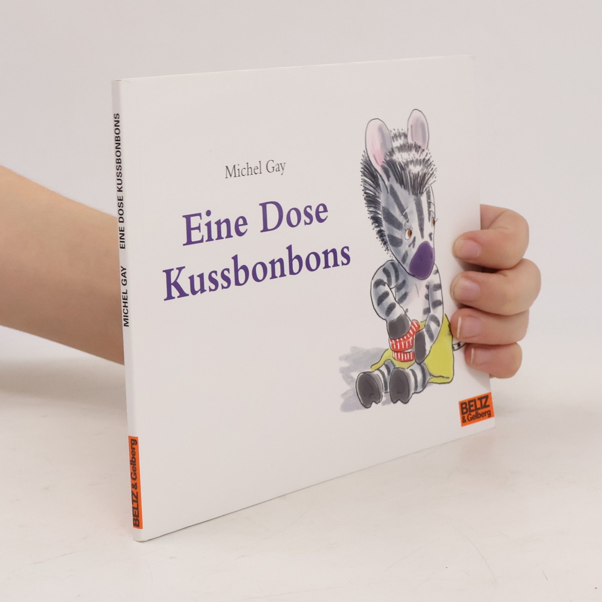 Eine Dose Kussbonbons