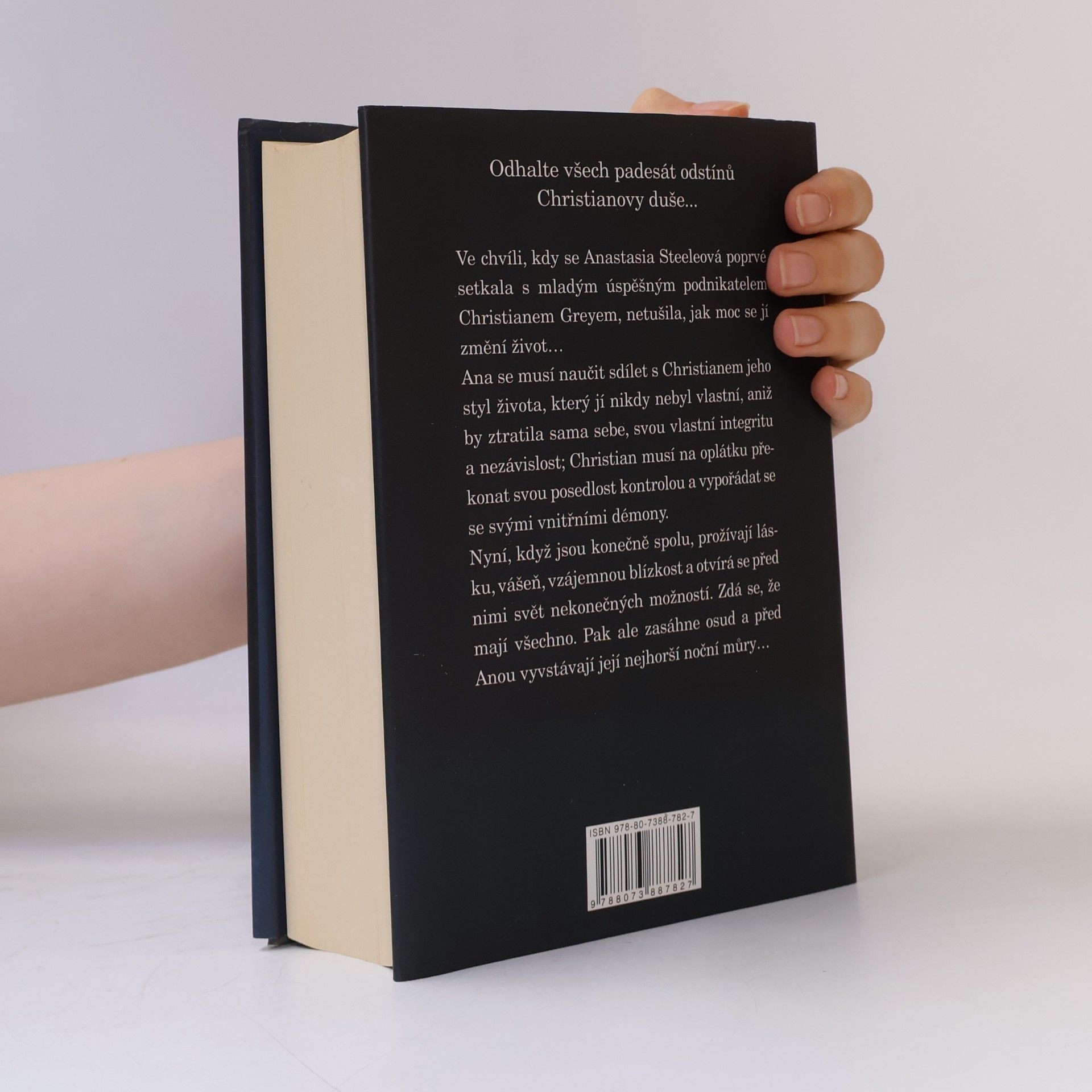 E. L. James Padesát odstínů svobody