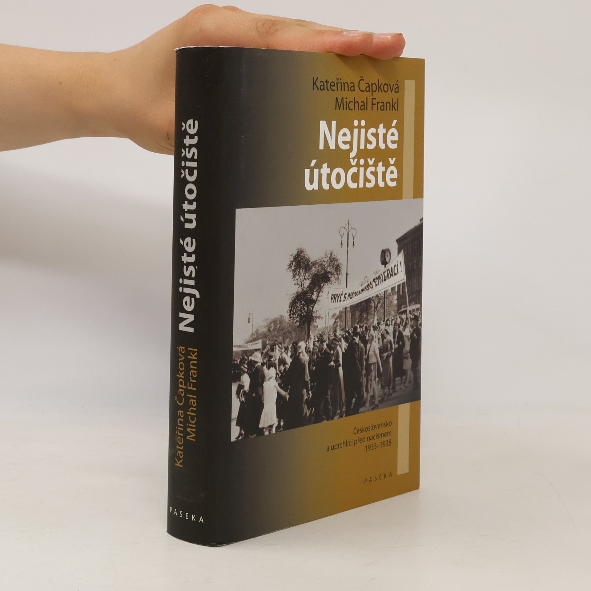Nejisté útočiště