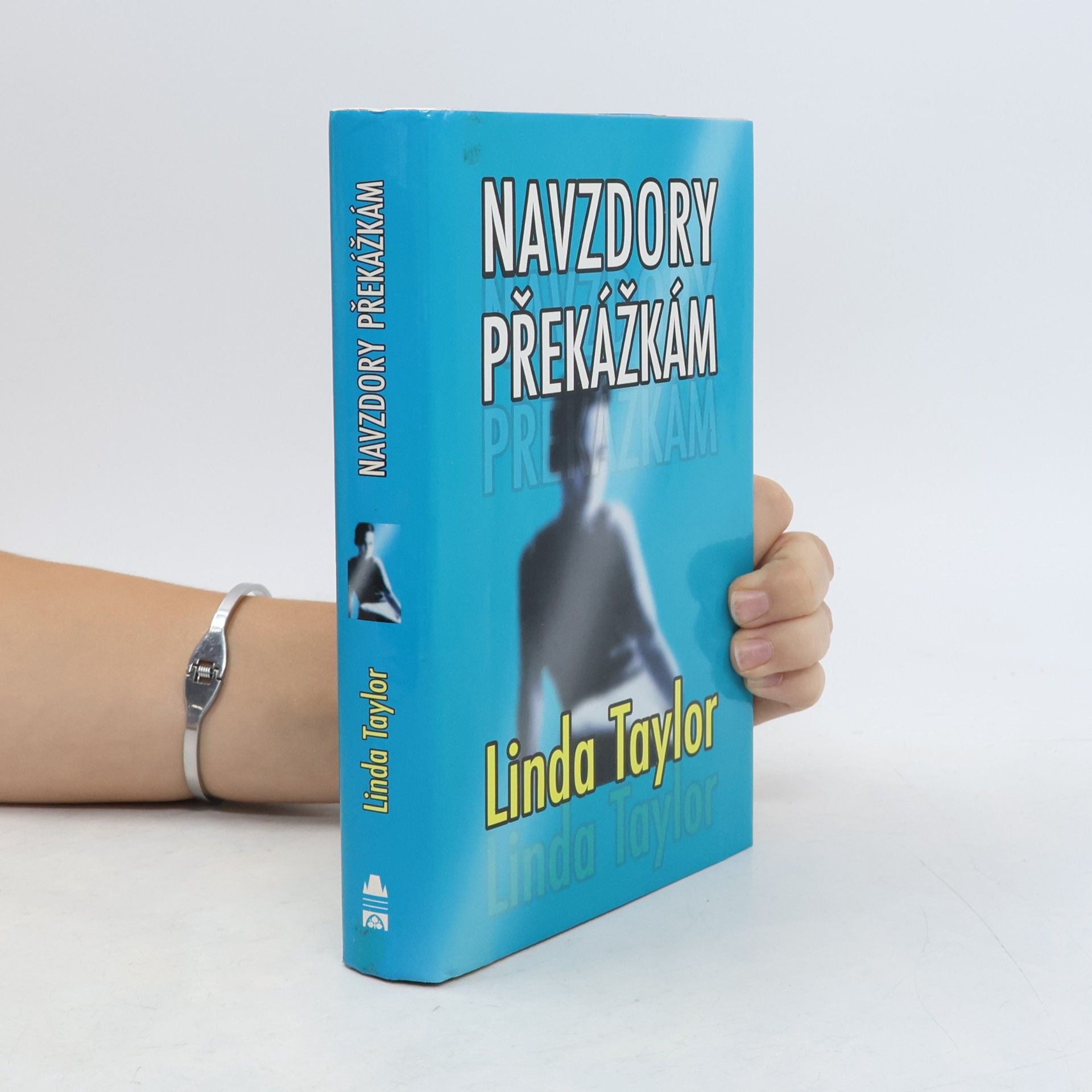 Linda Taylor Navzdory překážkám
