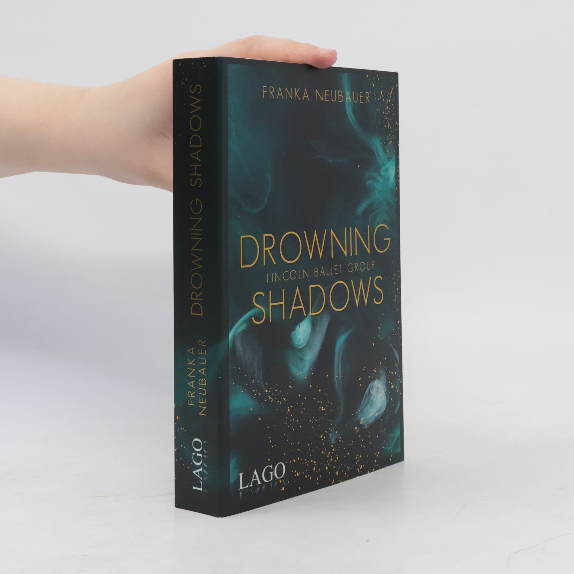 Franka Neubauer Drowning Shadows