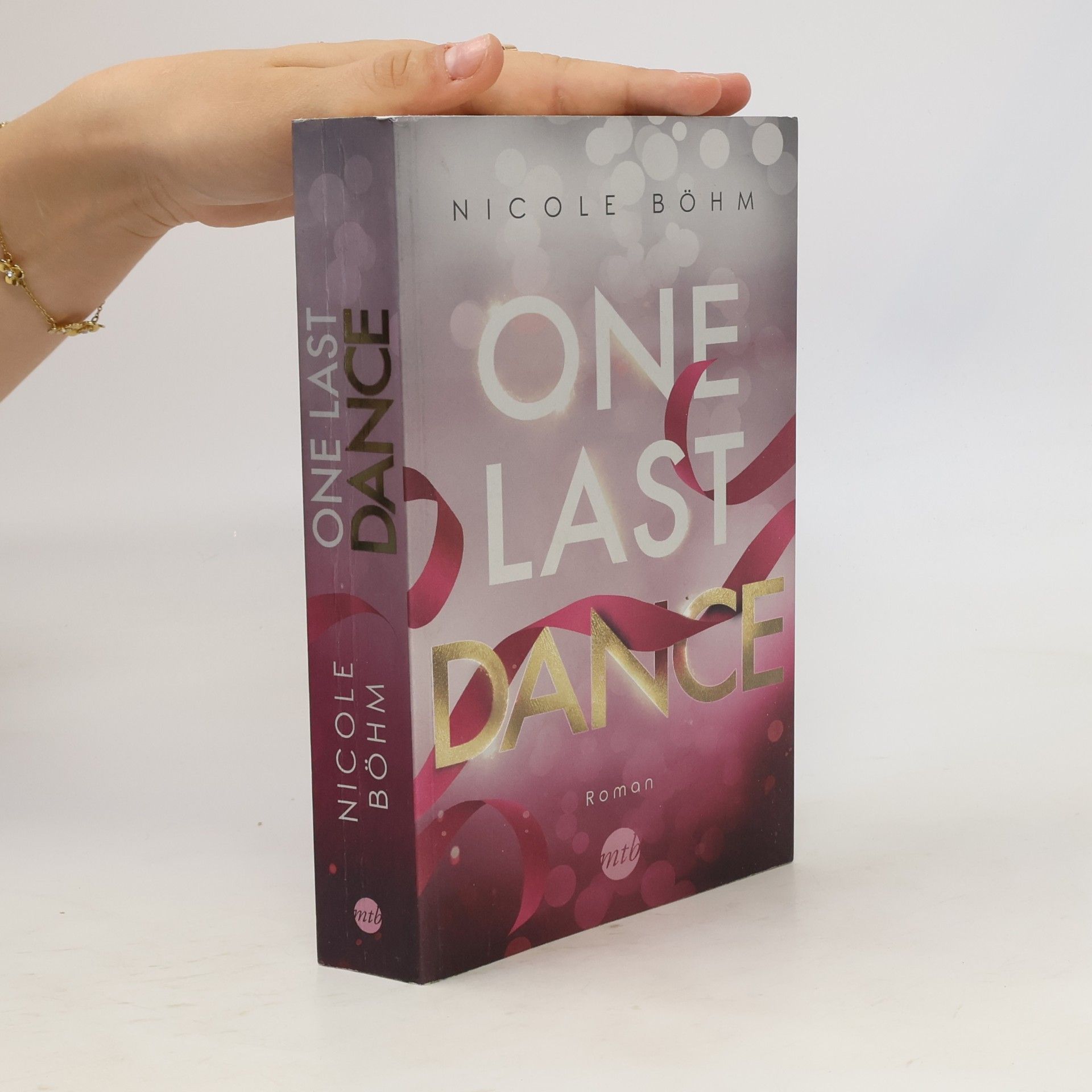 Nicole Böhm One Last Dance