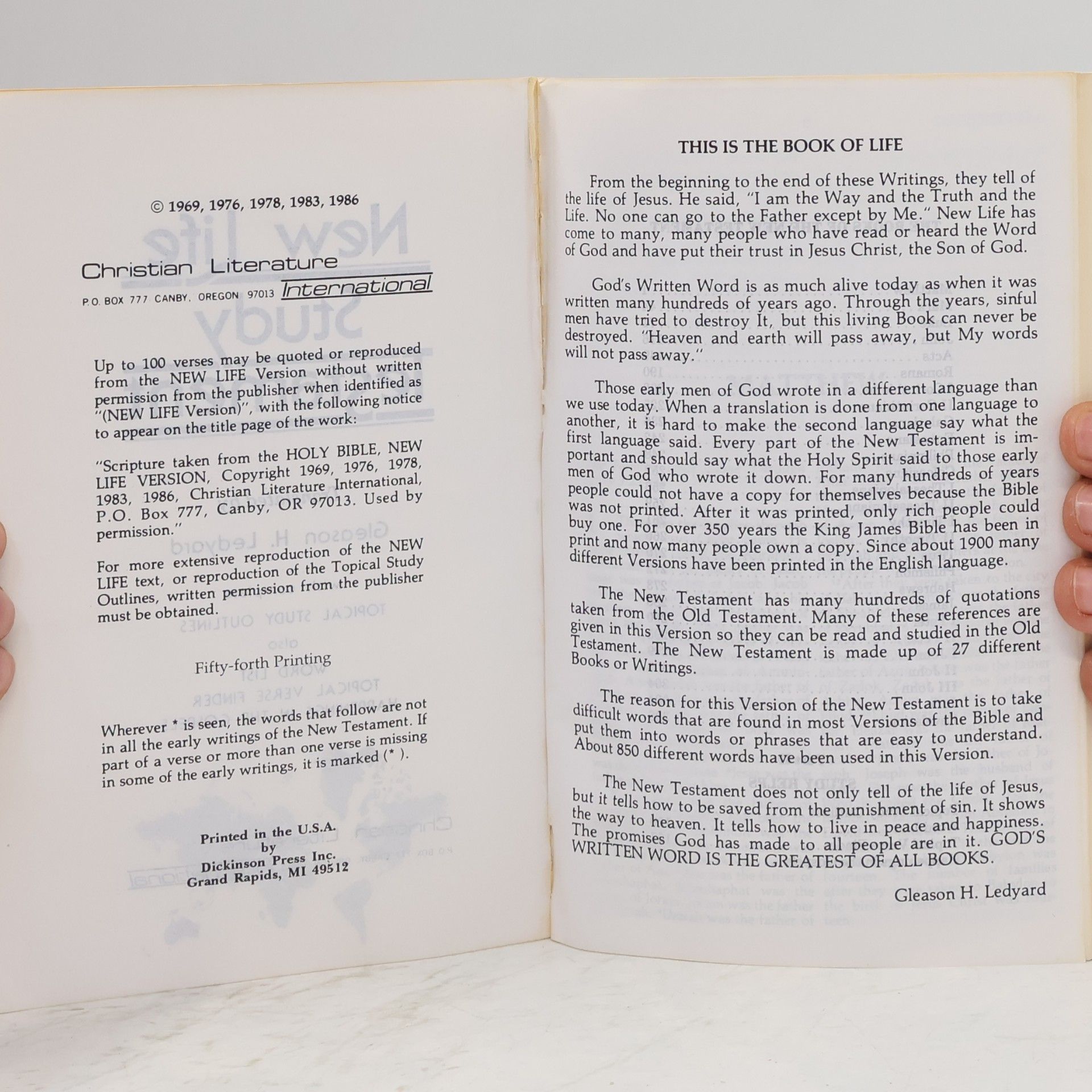 Gleason H. Ledyard New Life Testament: Special study edition