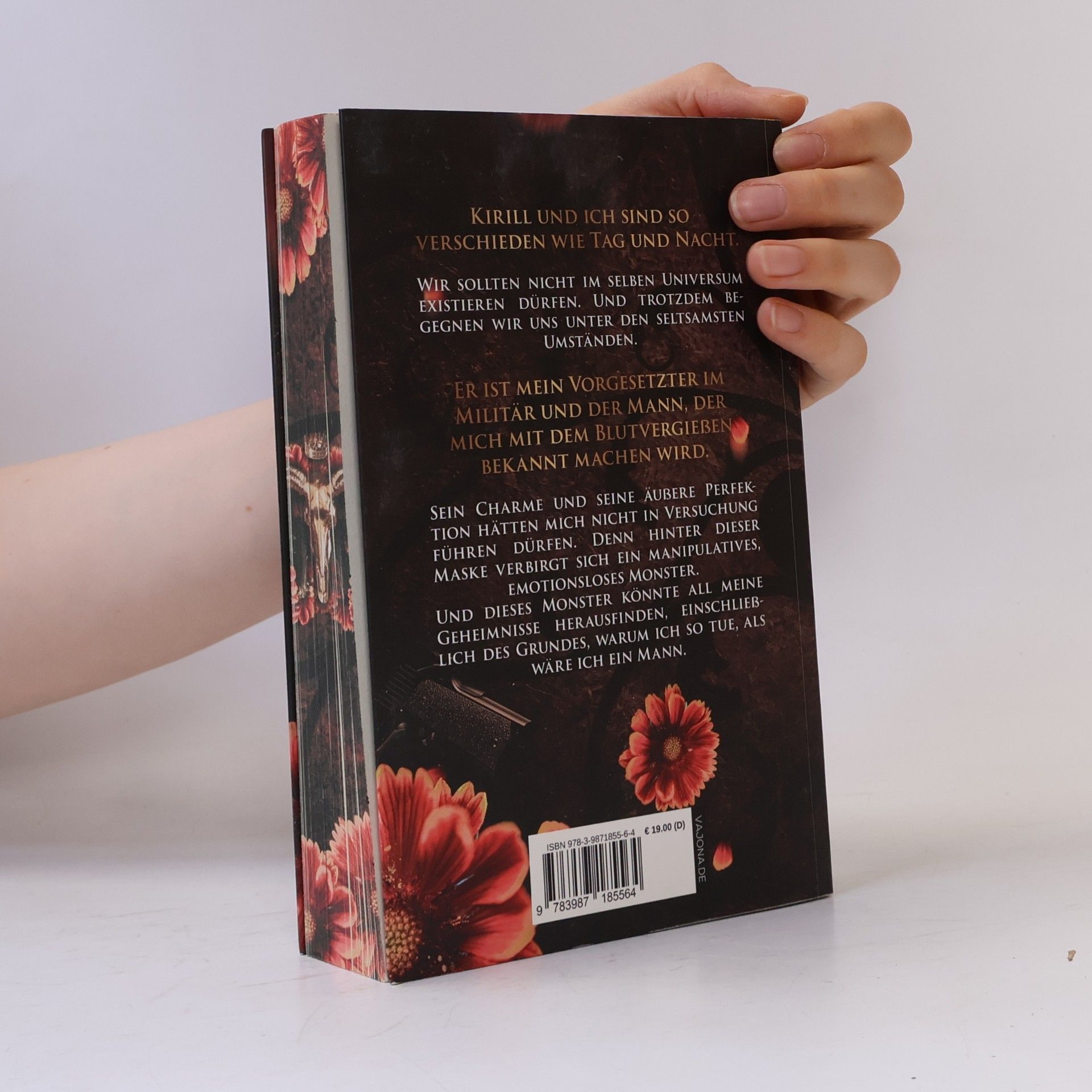 Rina Kent Monsters Trilogy - 1: Blood Of My Monster