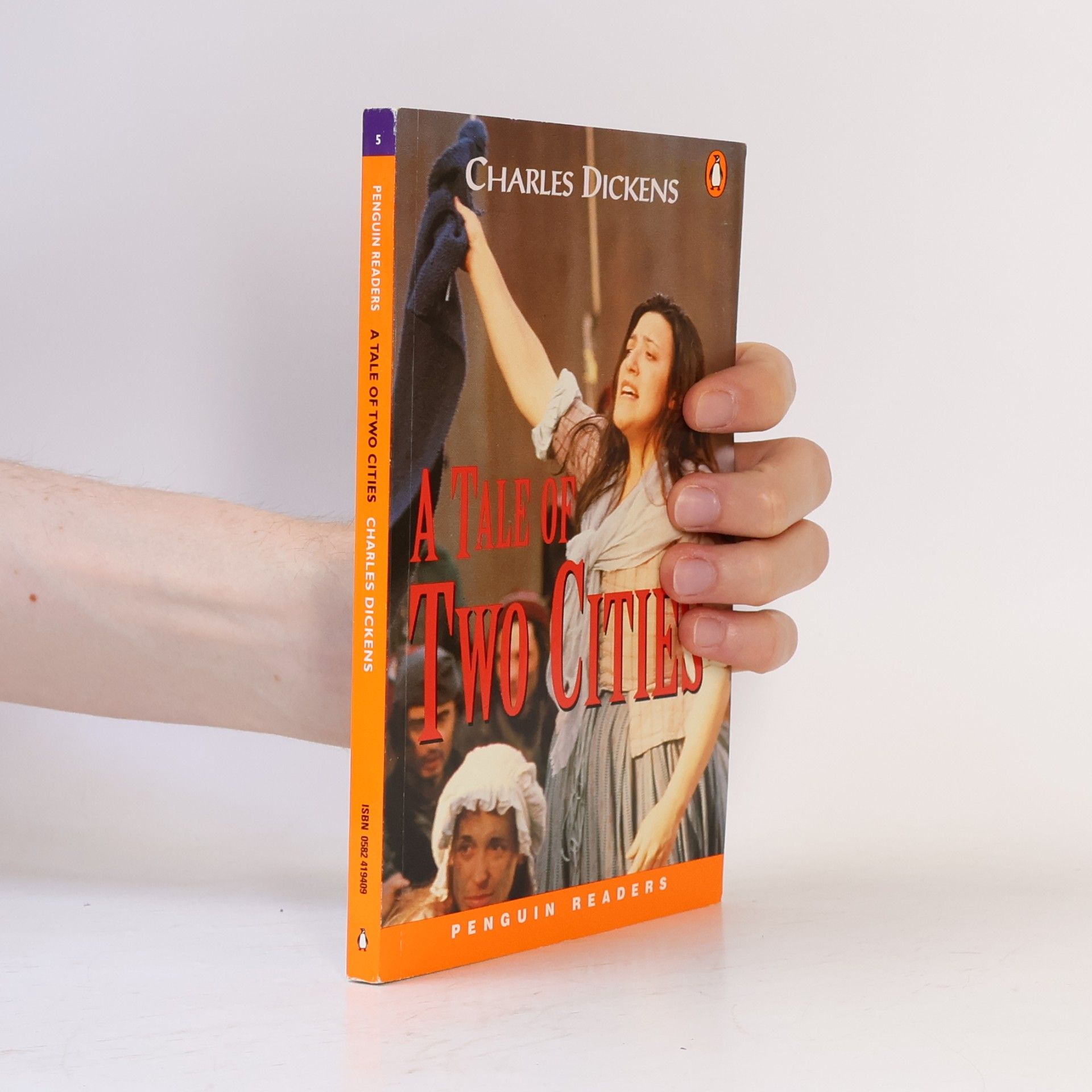 Charles Dickens A Tale of Two Cities