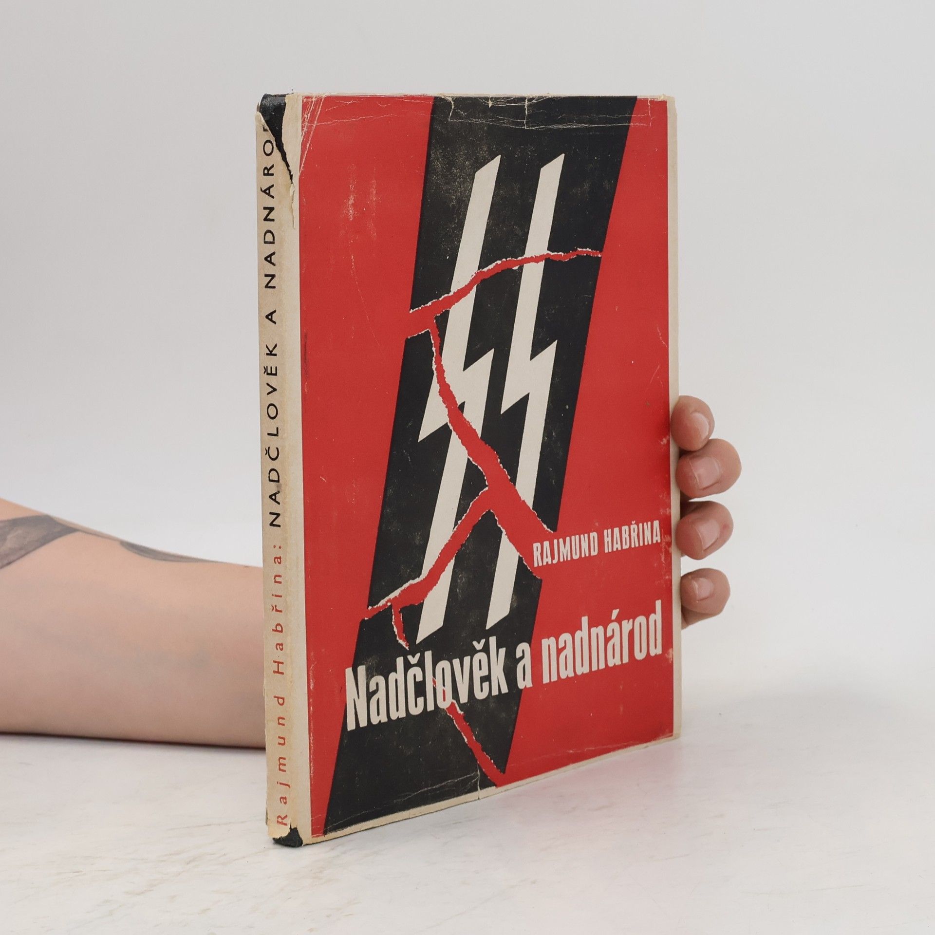 Rajmund Habřina Nadčlověk a nadnárod