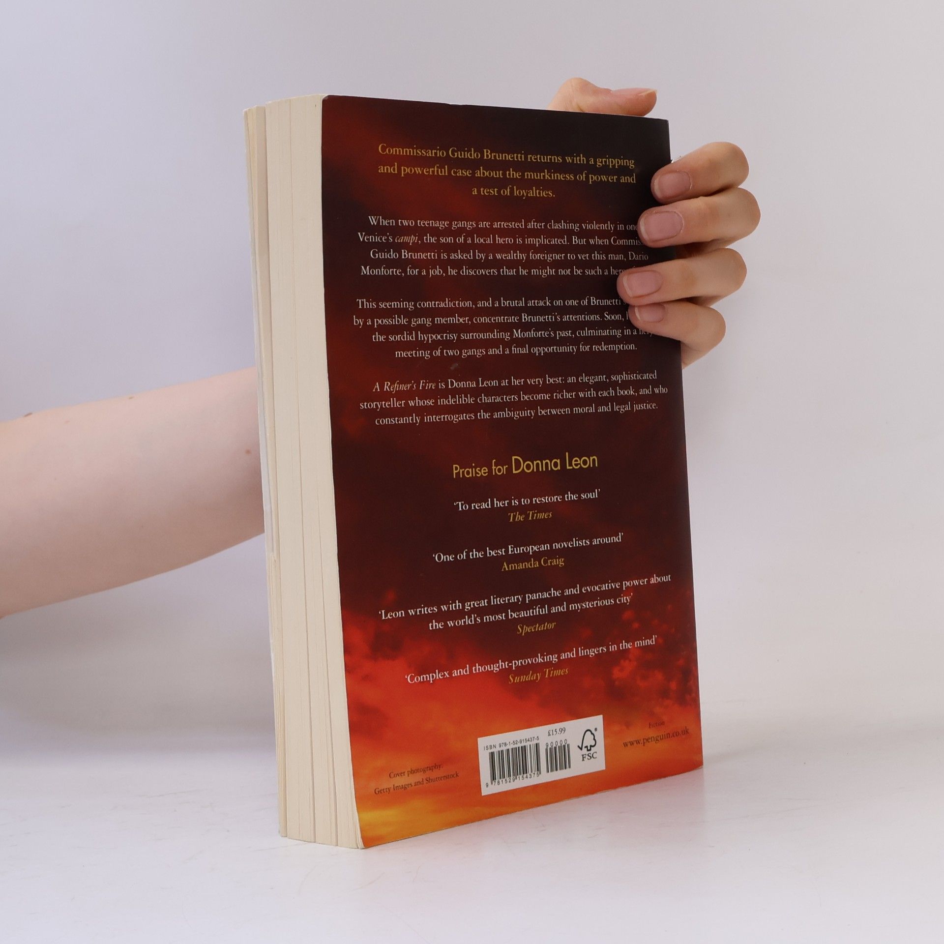 Donna Leon A Refiner's Fire