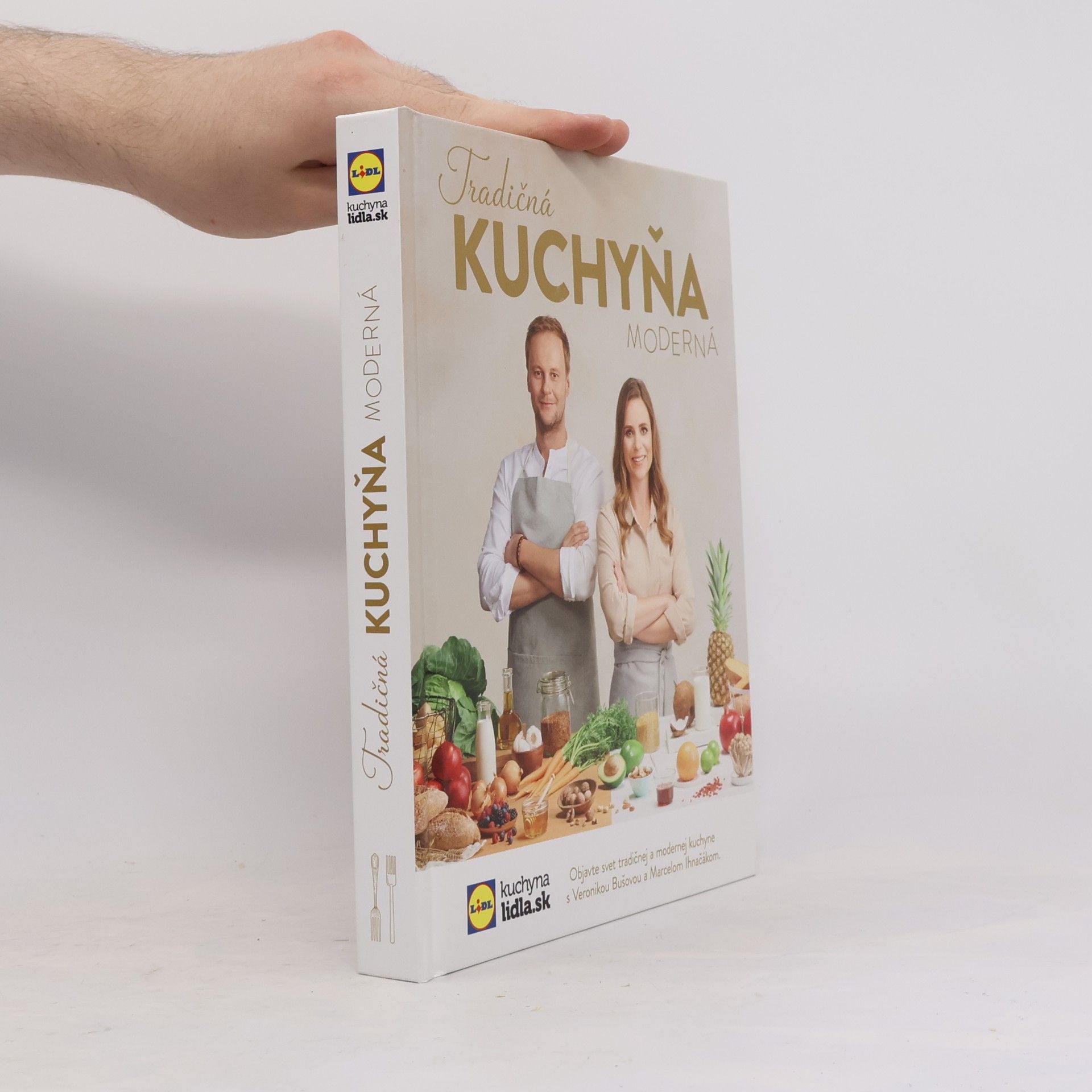 Veronika Bušová Tradičná kuchyňa moderná