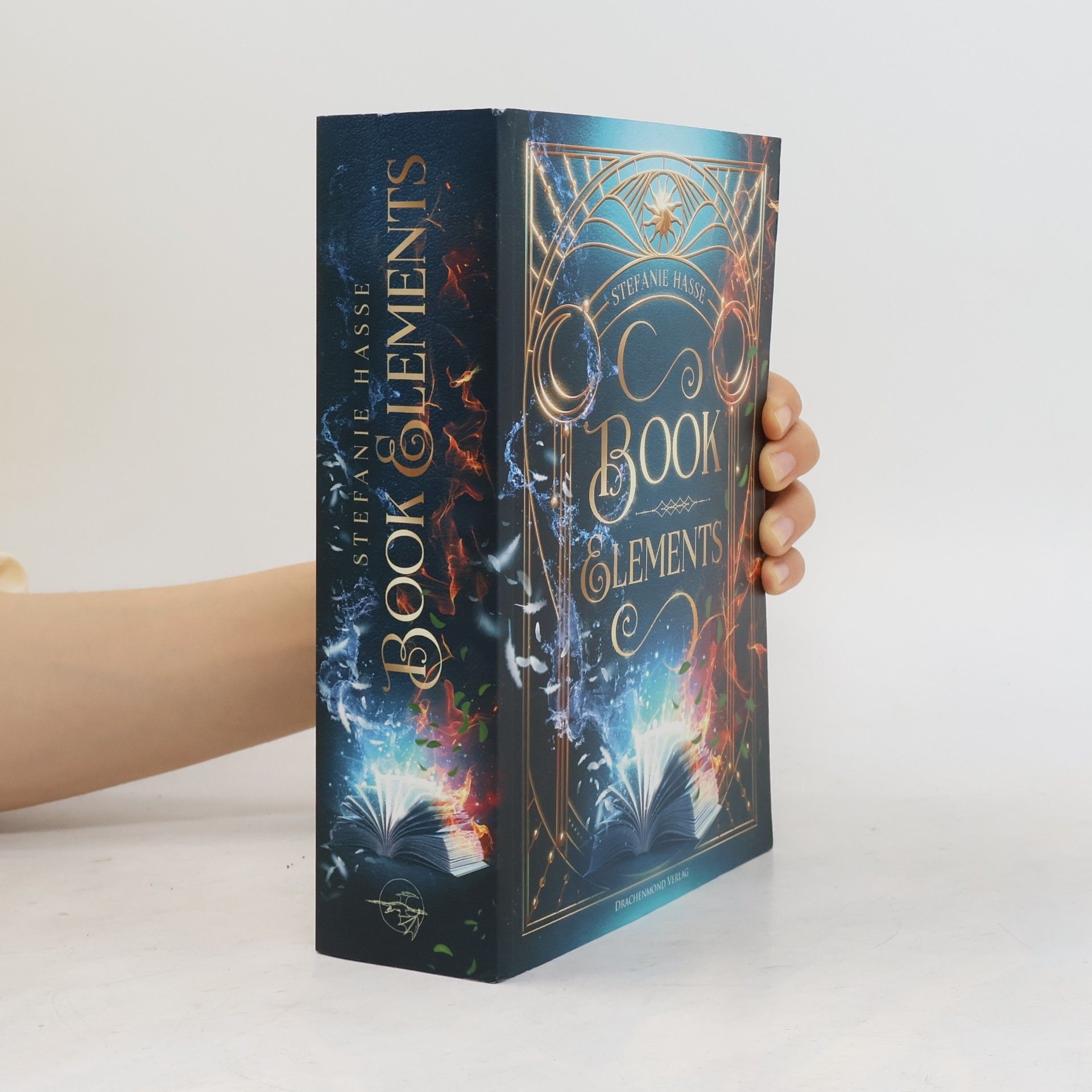 Stefanie Hasse Book Elements