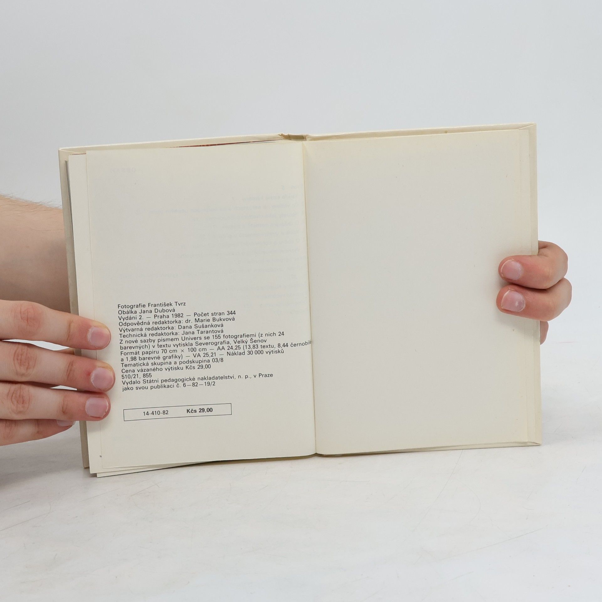 Karel Tuček Kapesní atlas nerostů a hornin