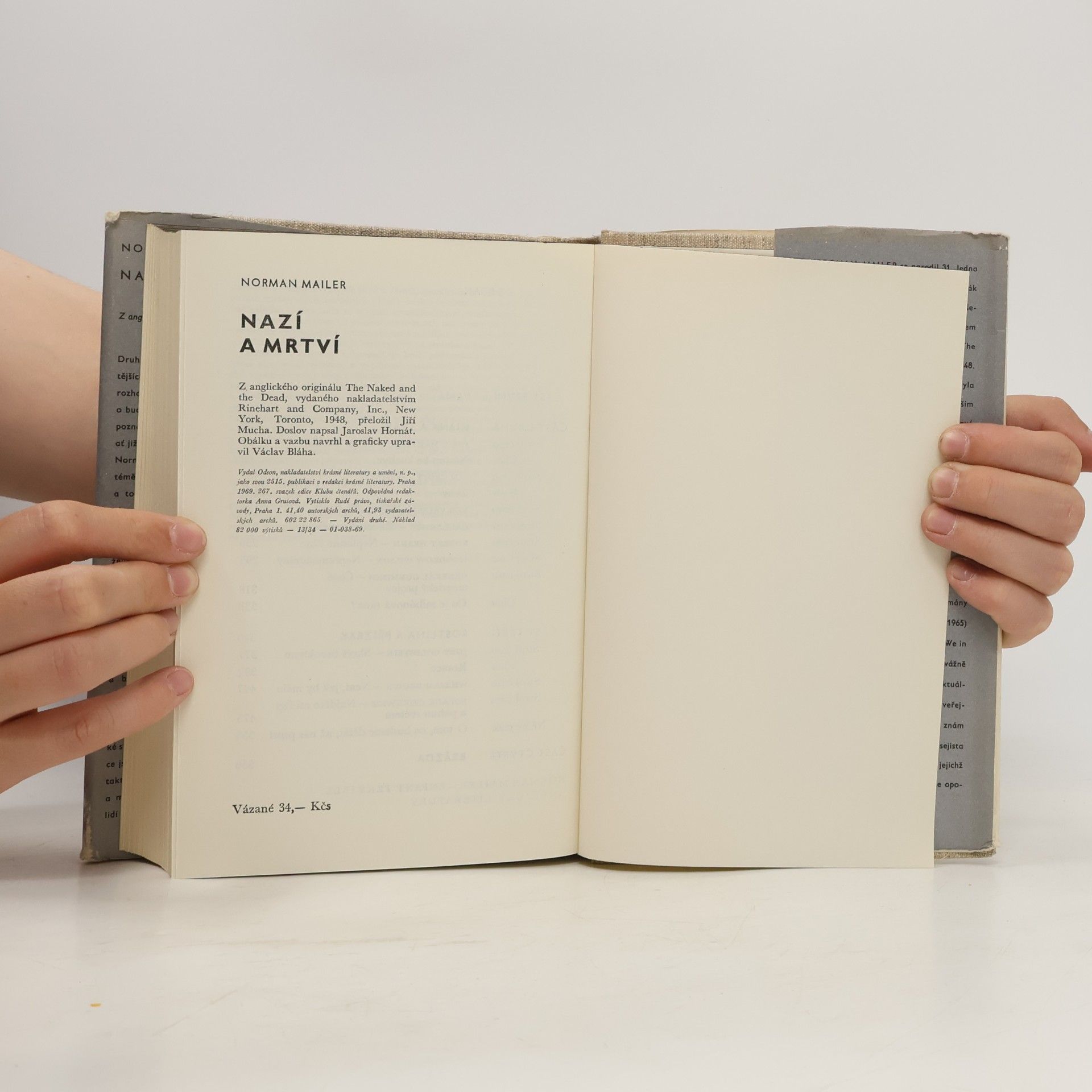 Norman Mailer Nazí a mrtví