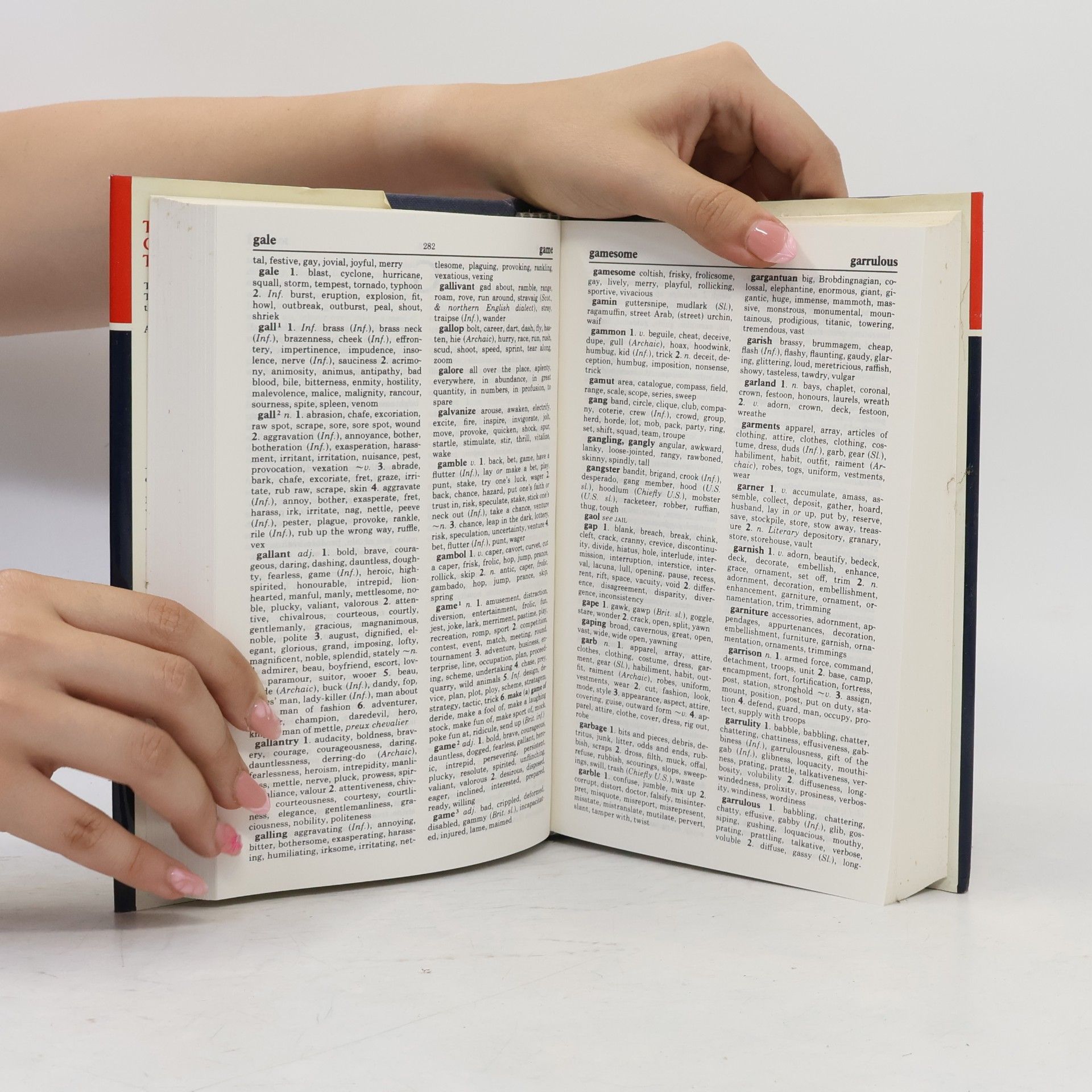 kolektiv The New Collins Thesaurus