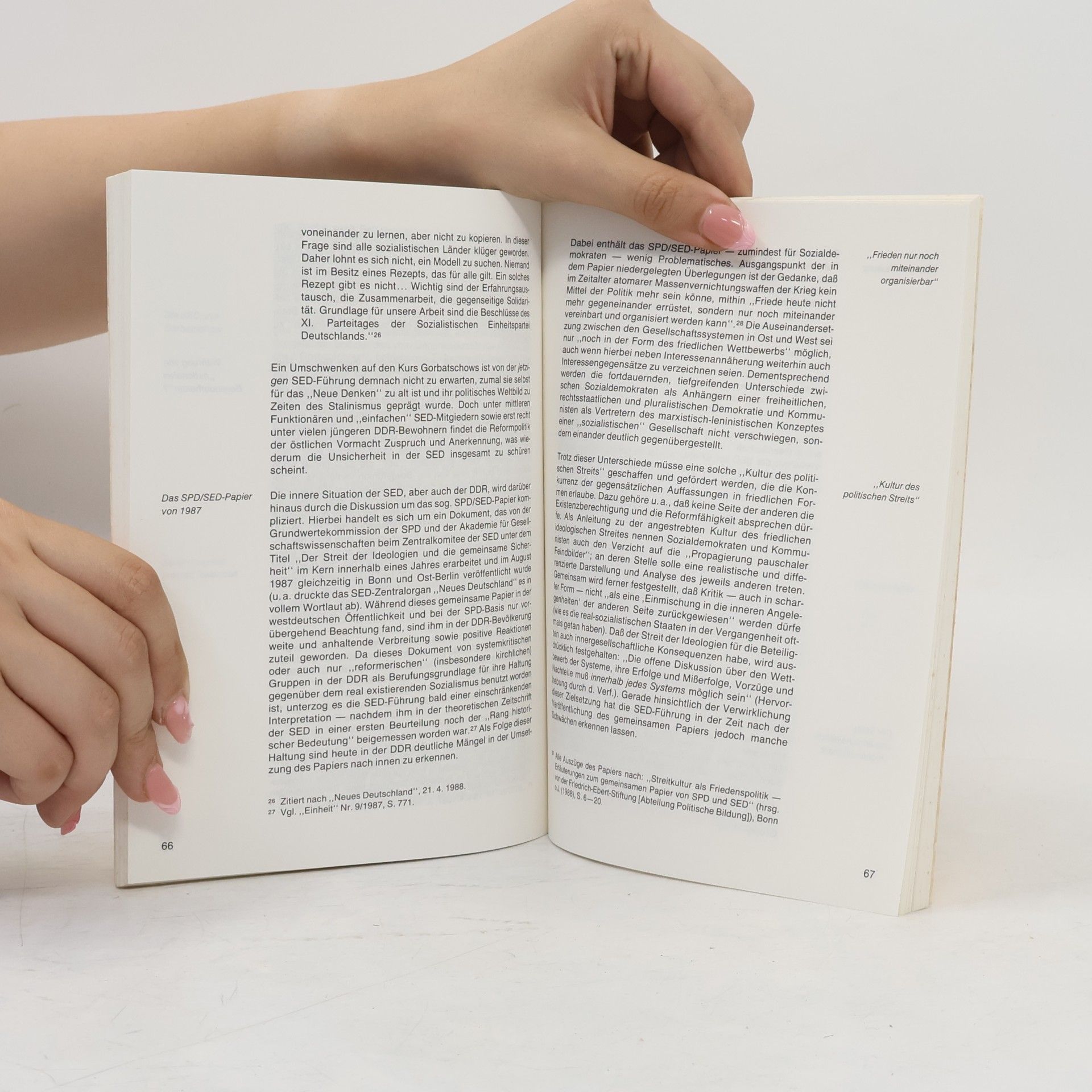 Autorenkollektiv Zur Geschichte der DDR