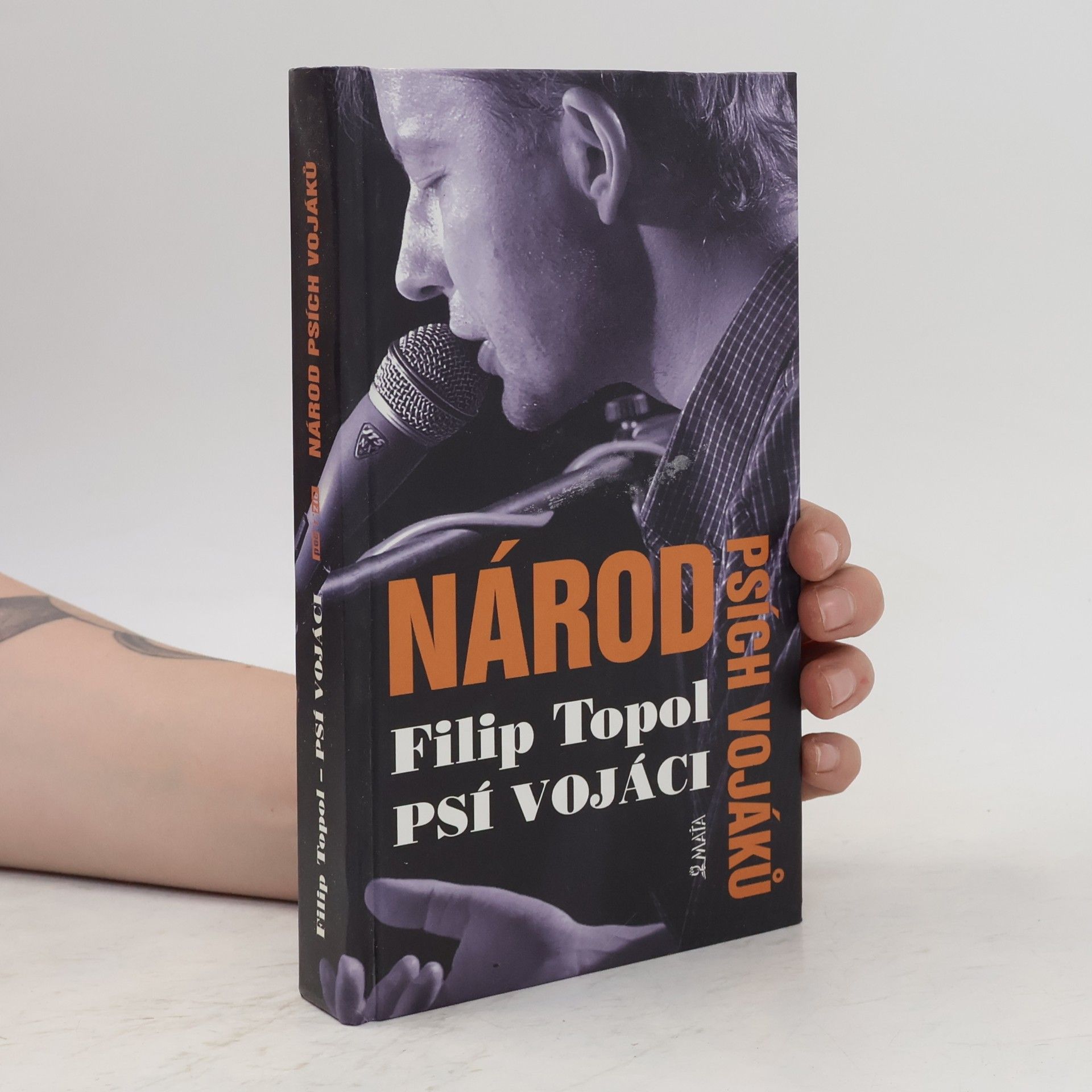 Národ Psích vojáků : Psí vojáci