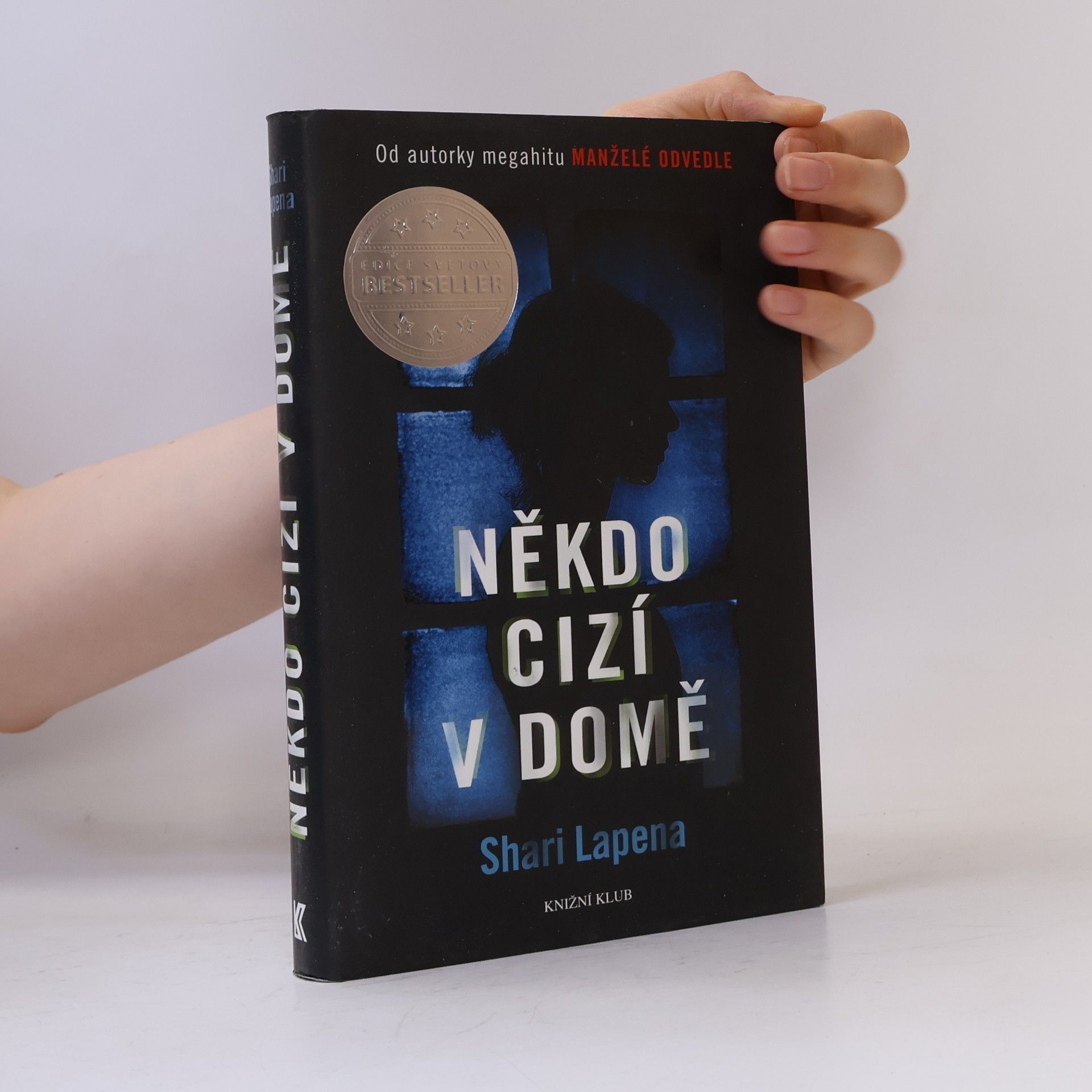 Shari Lapena Někdo cizí v domě
