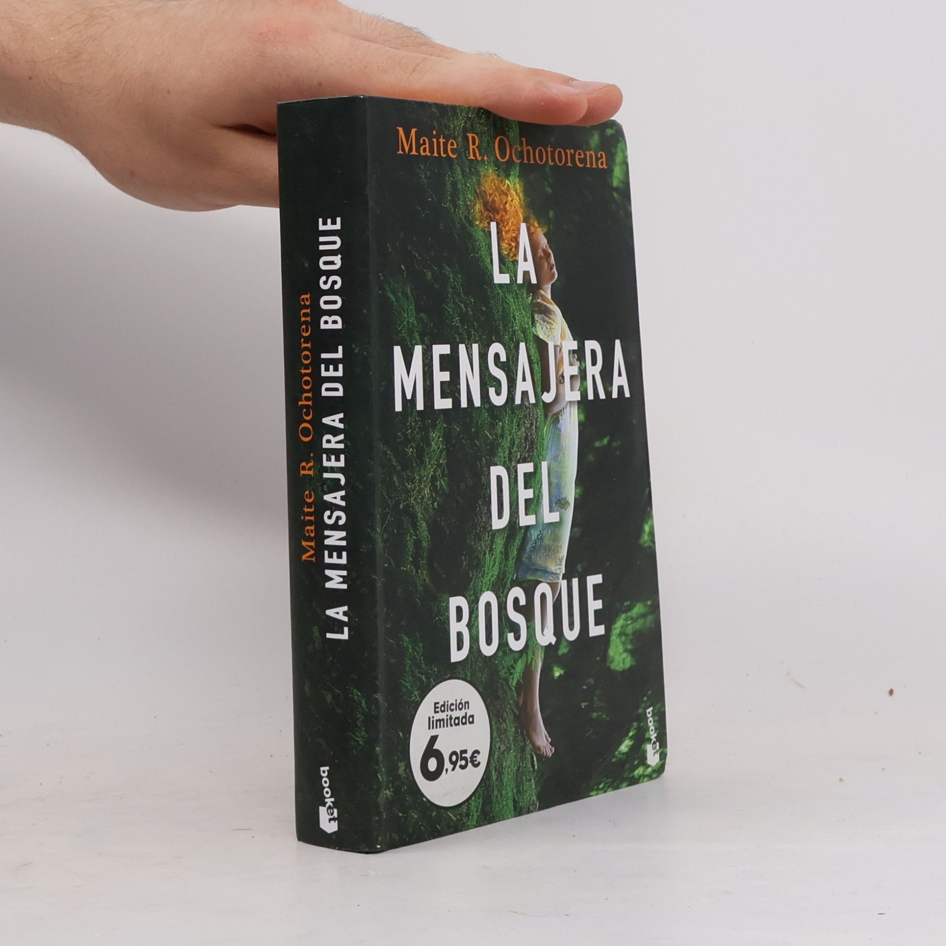 Maite R. Ochotorena La mensajera del bosque