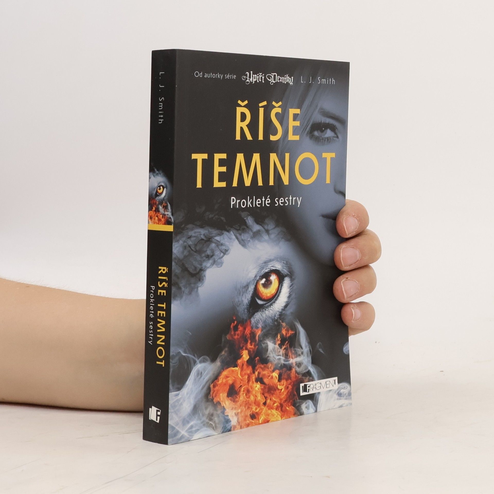 L. J. Smith Říše temnot. Prokleté sestry