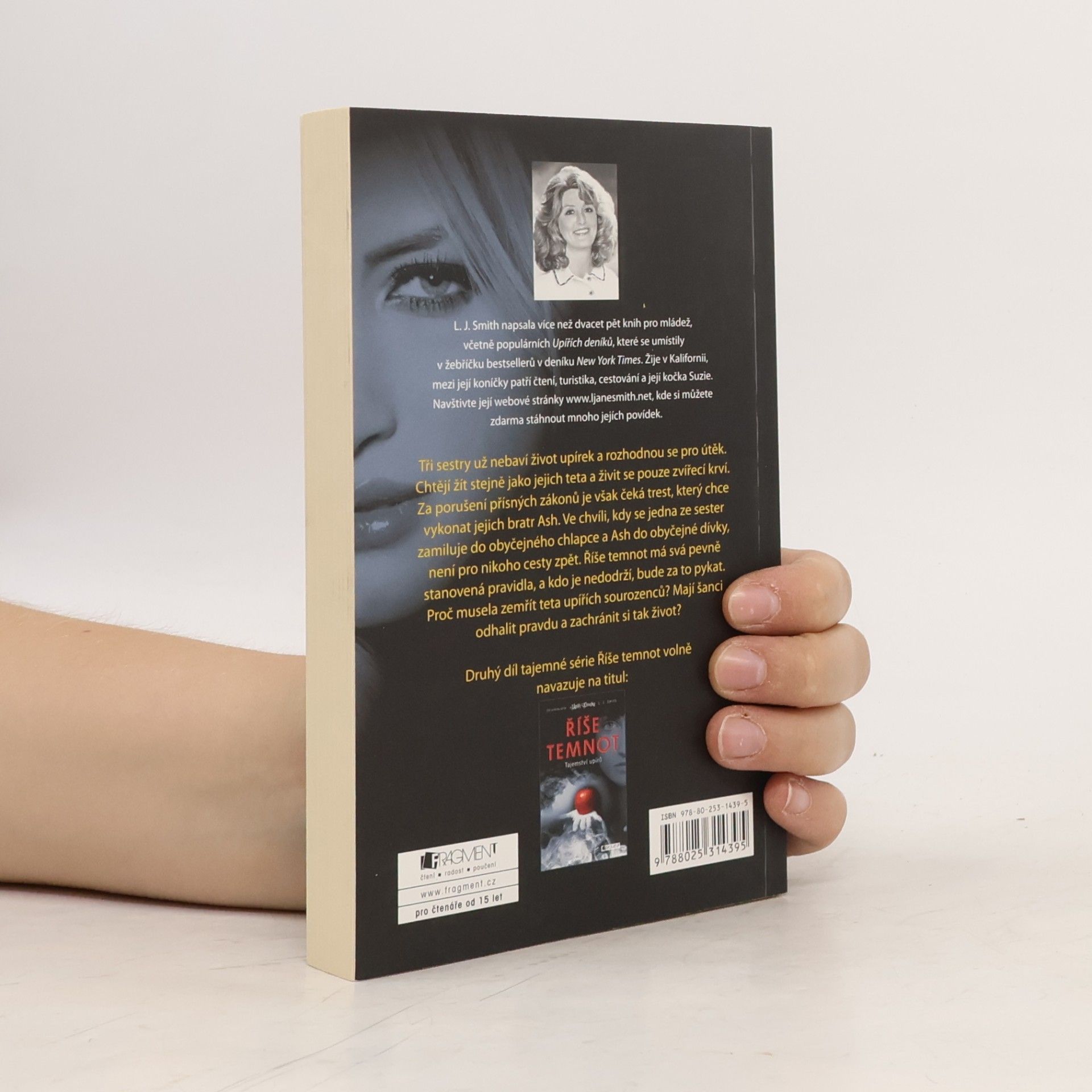 Lisa J. Smith Říše temnot. Prokleté sestry