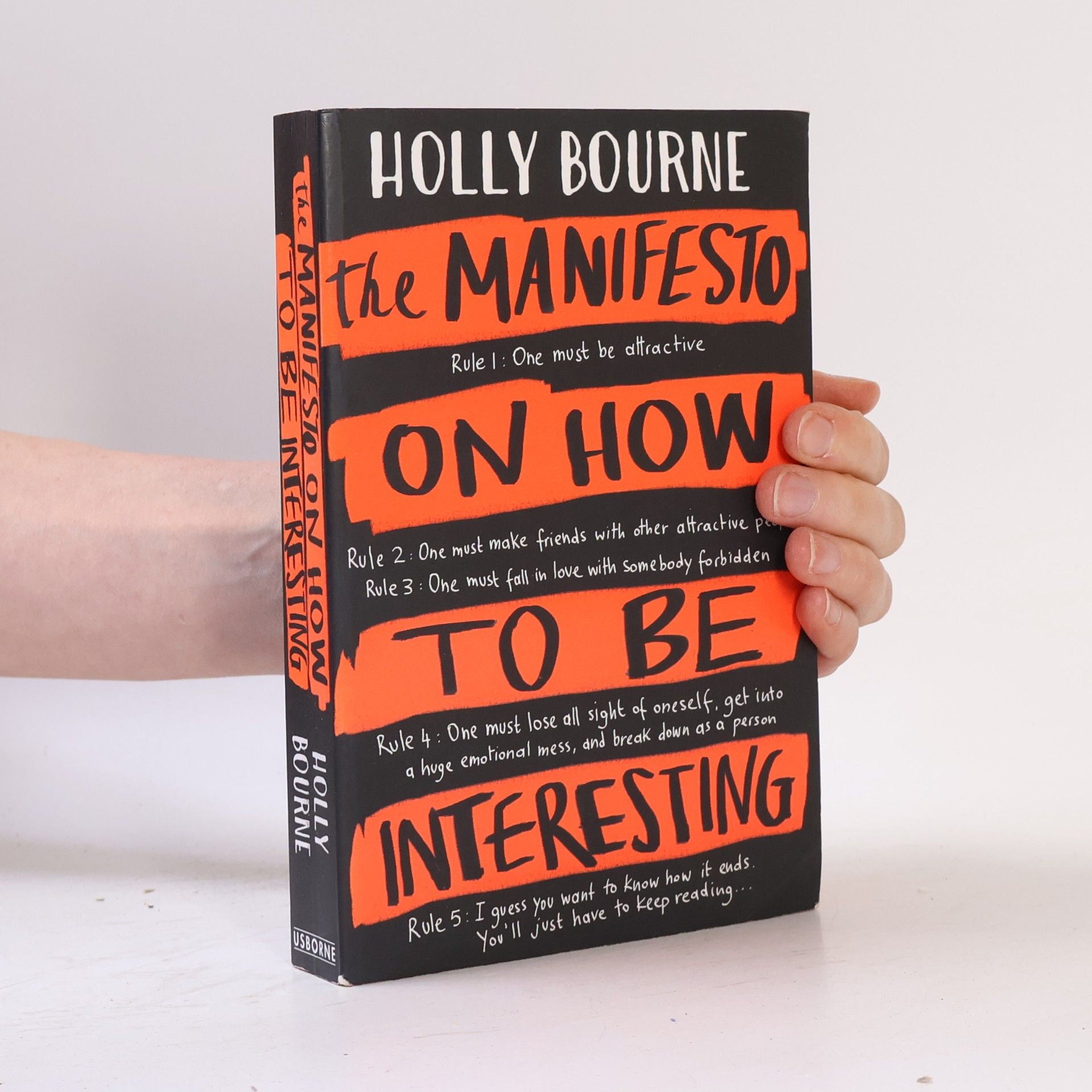 Holly Bourne The manifesto on how to be interesting