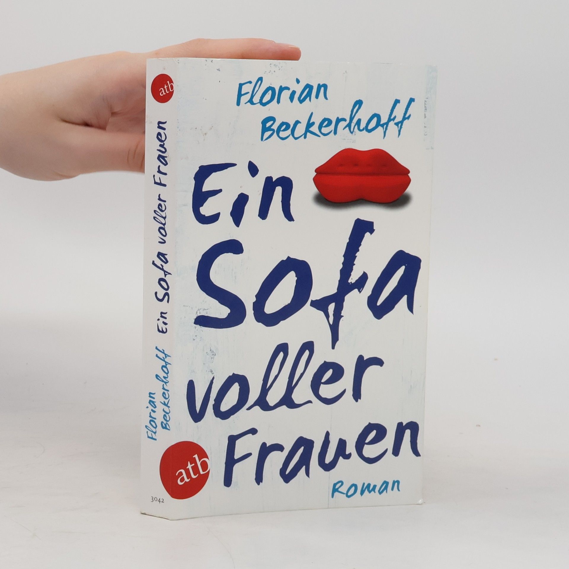 Florian Beckerhoff Ein Sofa voller Frauen