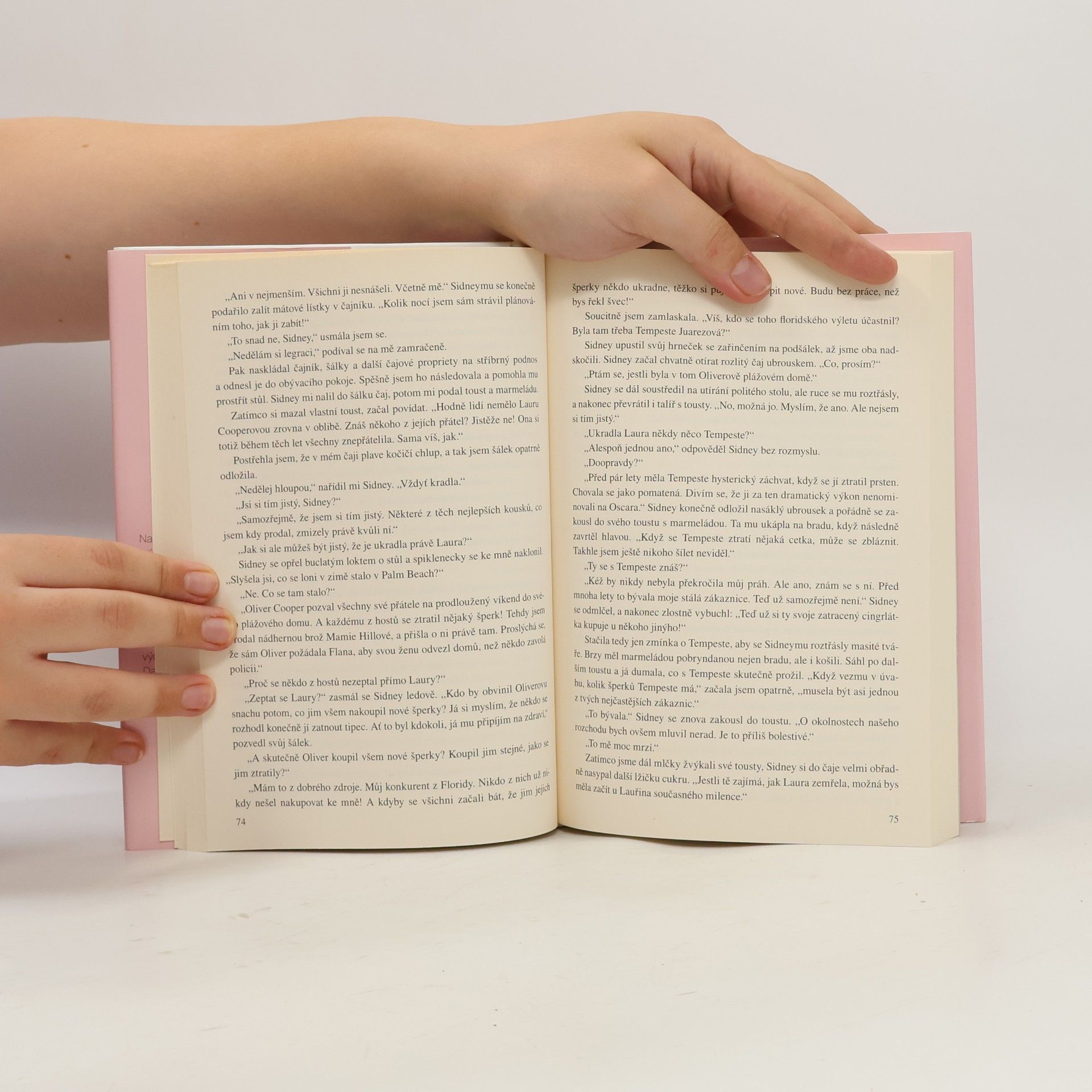 Nancy Martin Diamanty nosí smrt