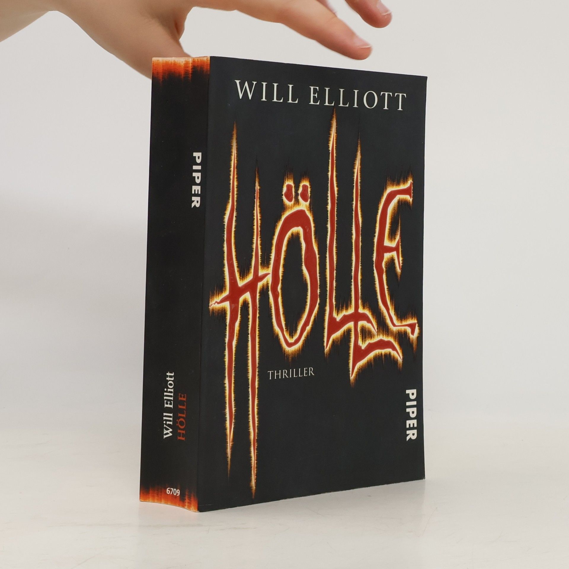 Will Elliott Hölle