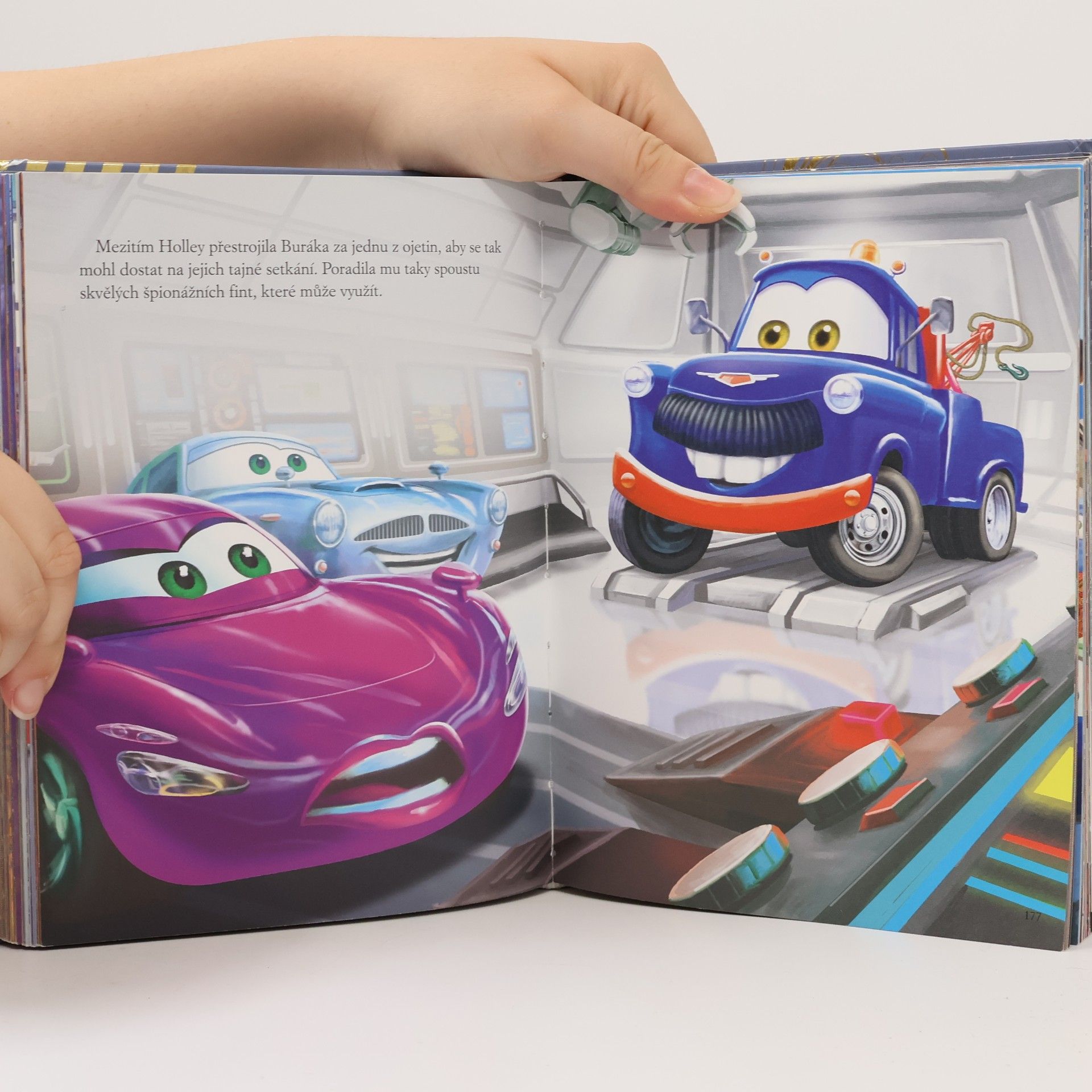 Walt Disney Auta Zlatá kniha pohádek 2
