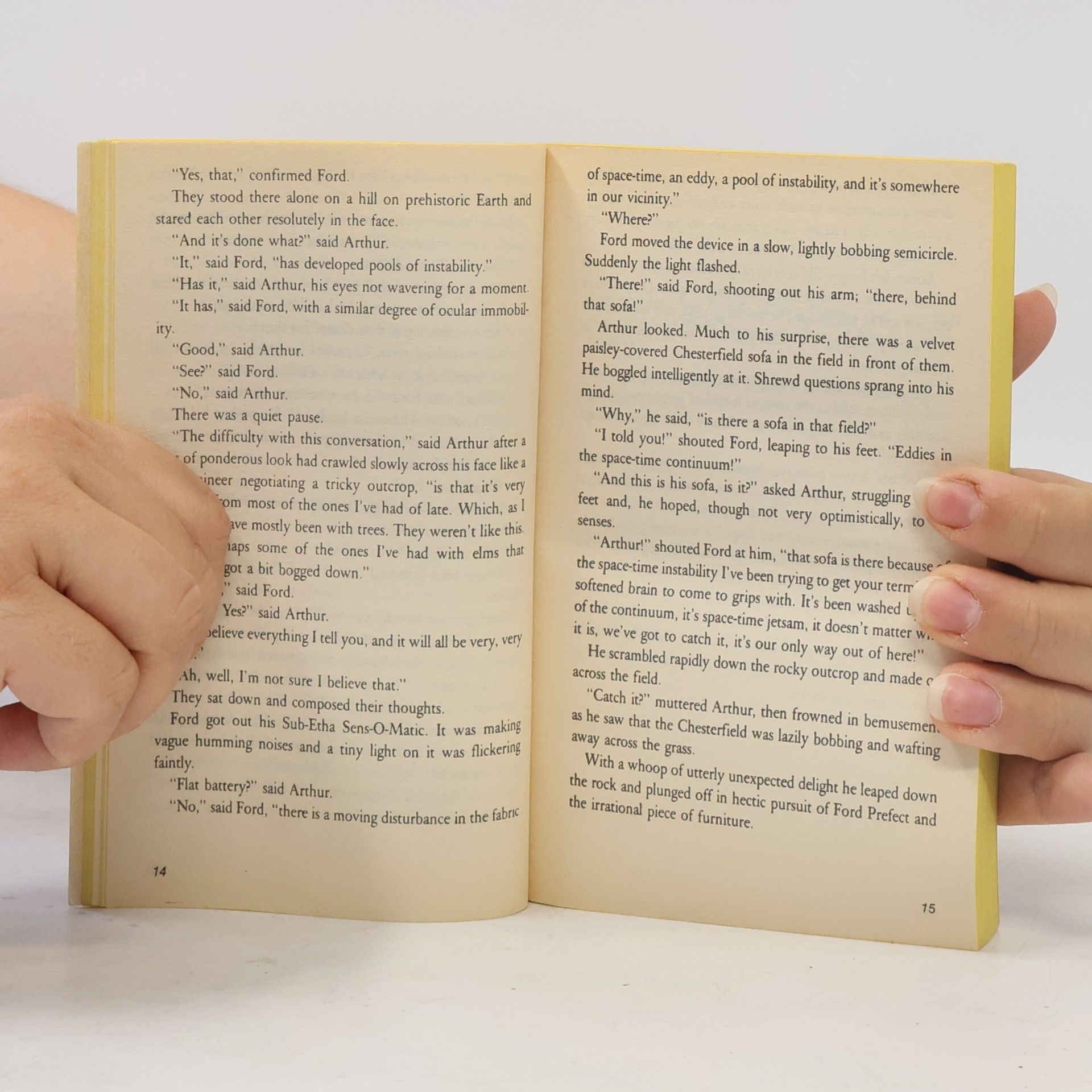Douglas Adams Hitchhiker's Trilogy - 3: Life, the Universe and Everything