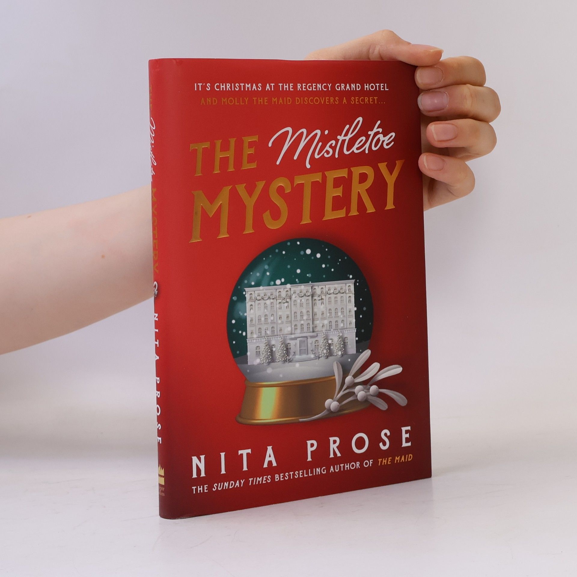 Nita Prose The Mistletoe Mystery