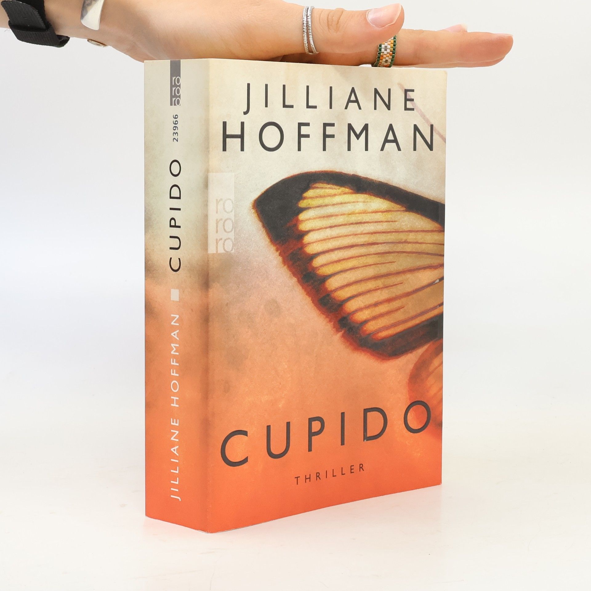 Jilliane Hoffman Cupido
