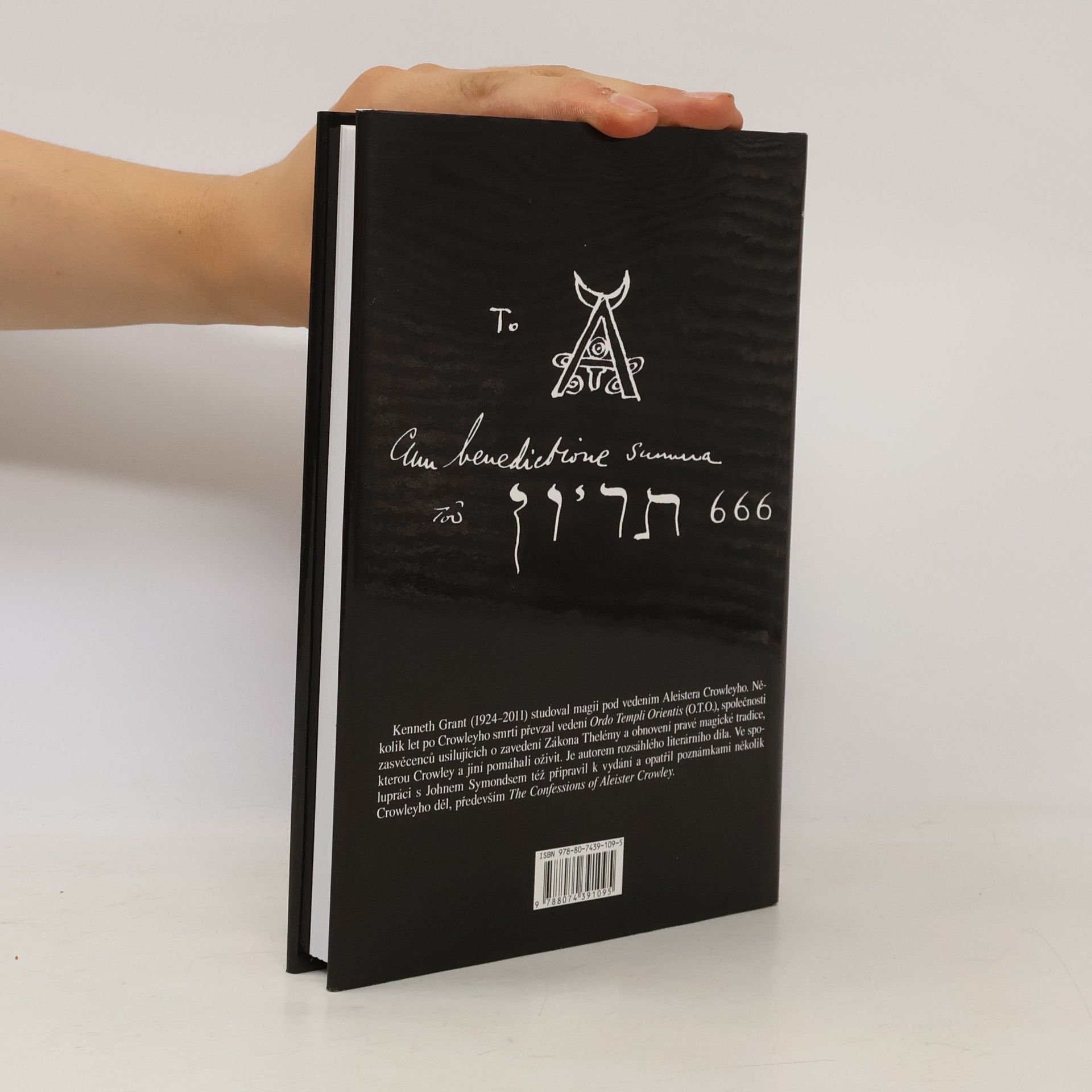 Kenneth Grant Aleister Crowley a skrytý bůh