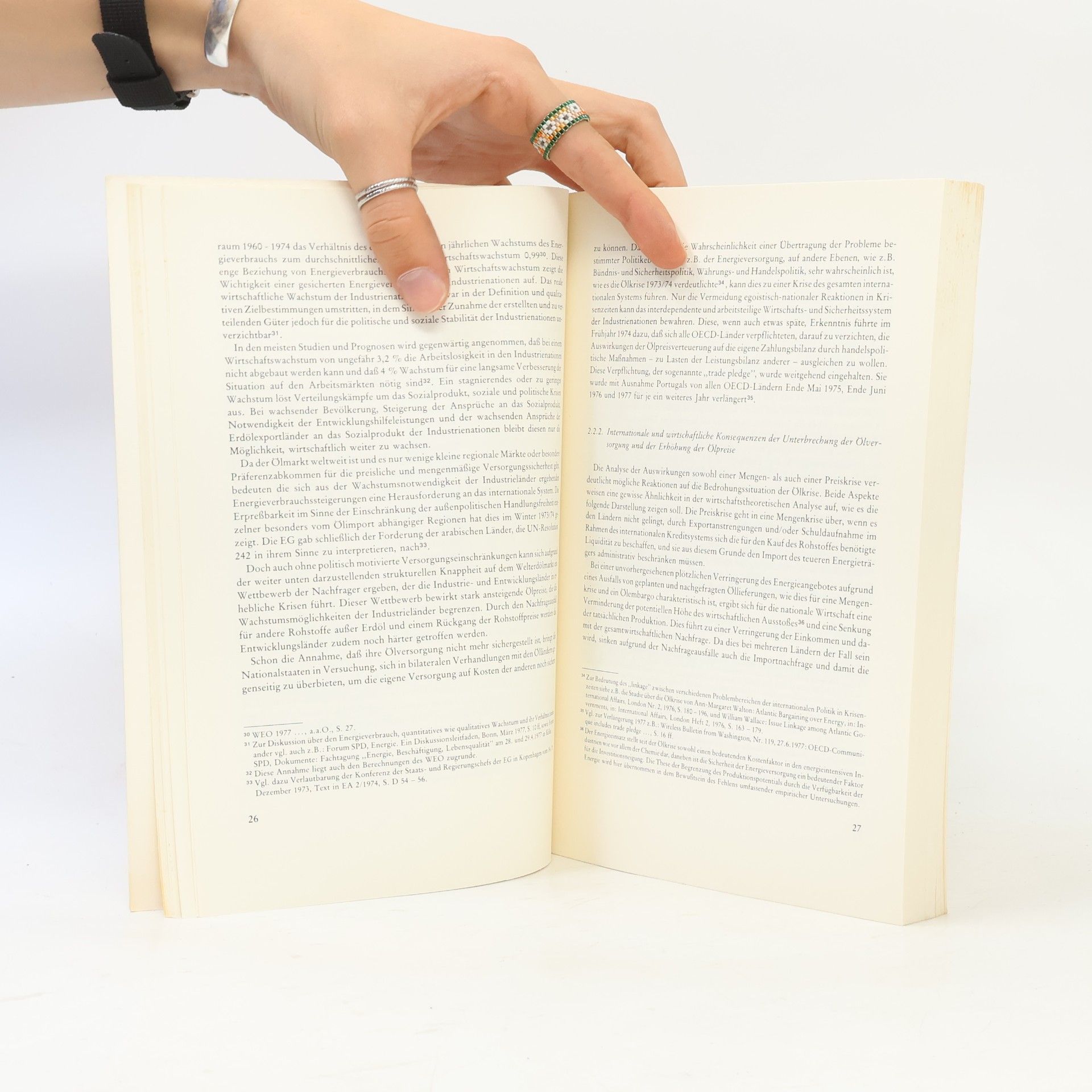 Peter Roggen Schriften des Forschungsinstituts der Deutschen Gesellschaft für Auswärtige Politik e.V., Bonn: Die internationale Energie-Agentur. Energiepolitik und wirtschaftliche Sicherheit