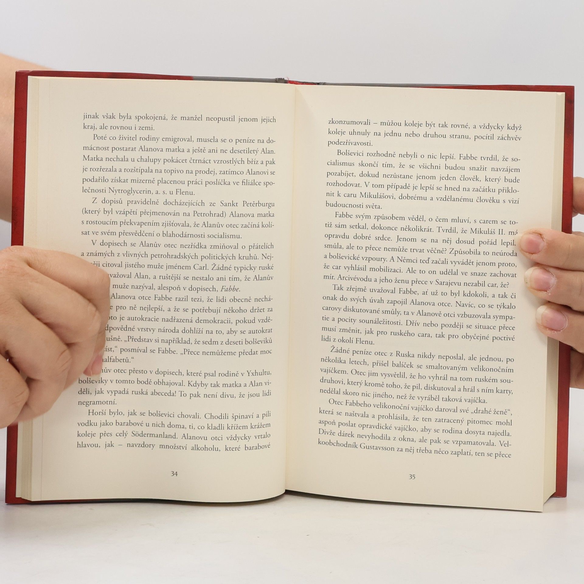 Jonas Jonasson Stoletý stařík, který vylezl z okna a zmizel