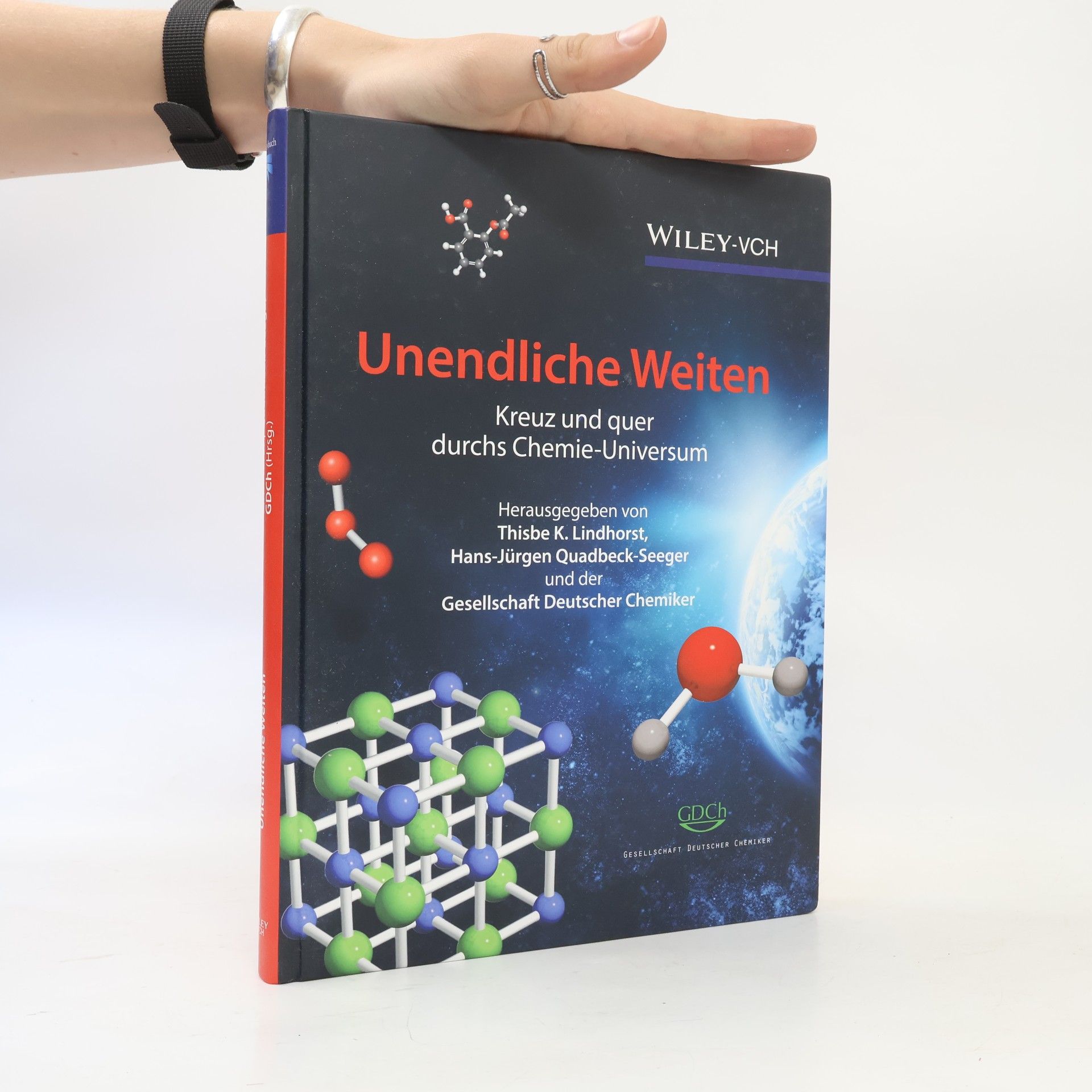 Thisbe K. Lindhorst Unendliche Weiten