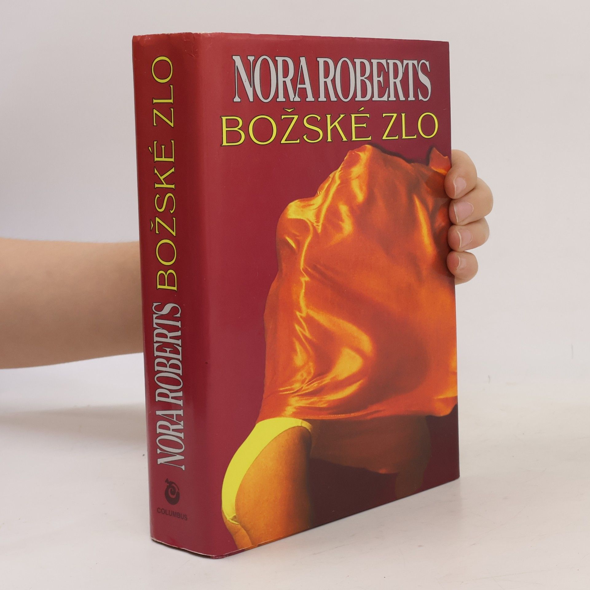 Nora Roberts Božské zlo