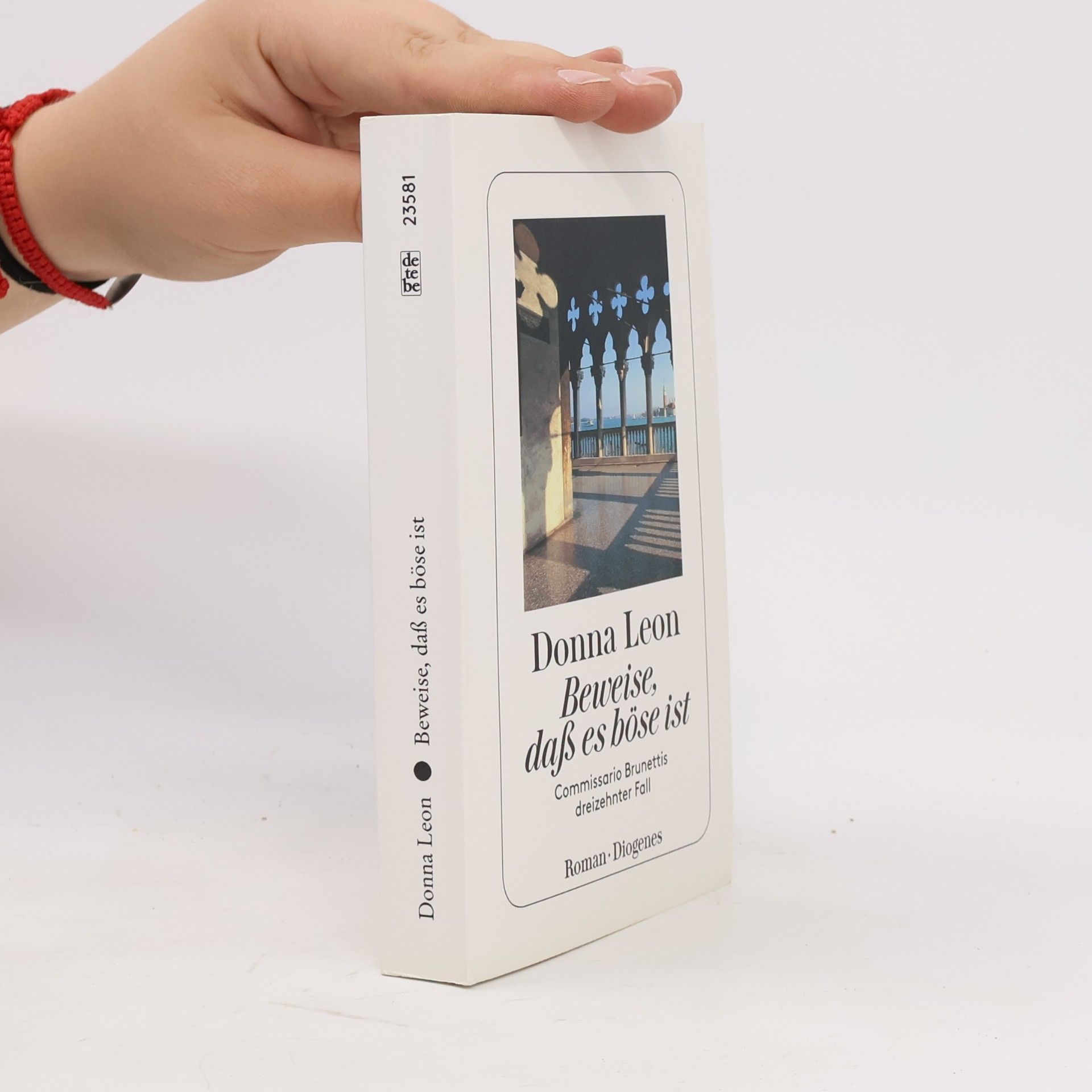 Donna Leon Beweise, daß es böse ist