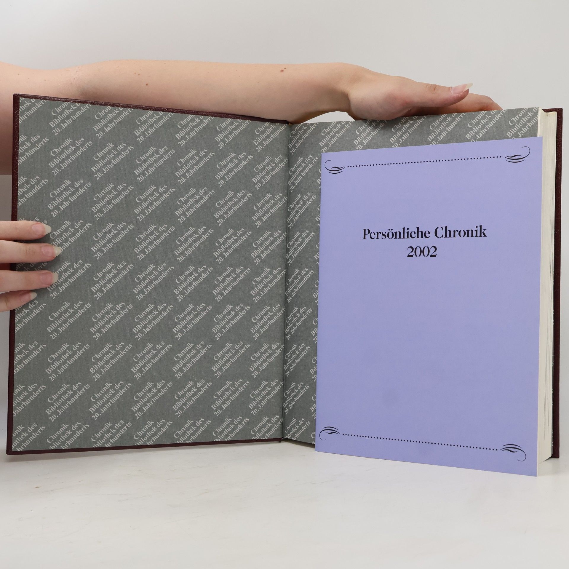 Various authors Chronik. Bibliothek des Jahrhunderts 2001