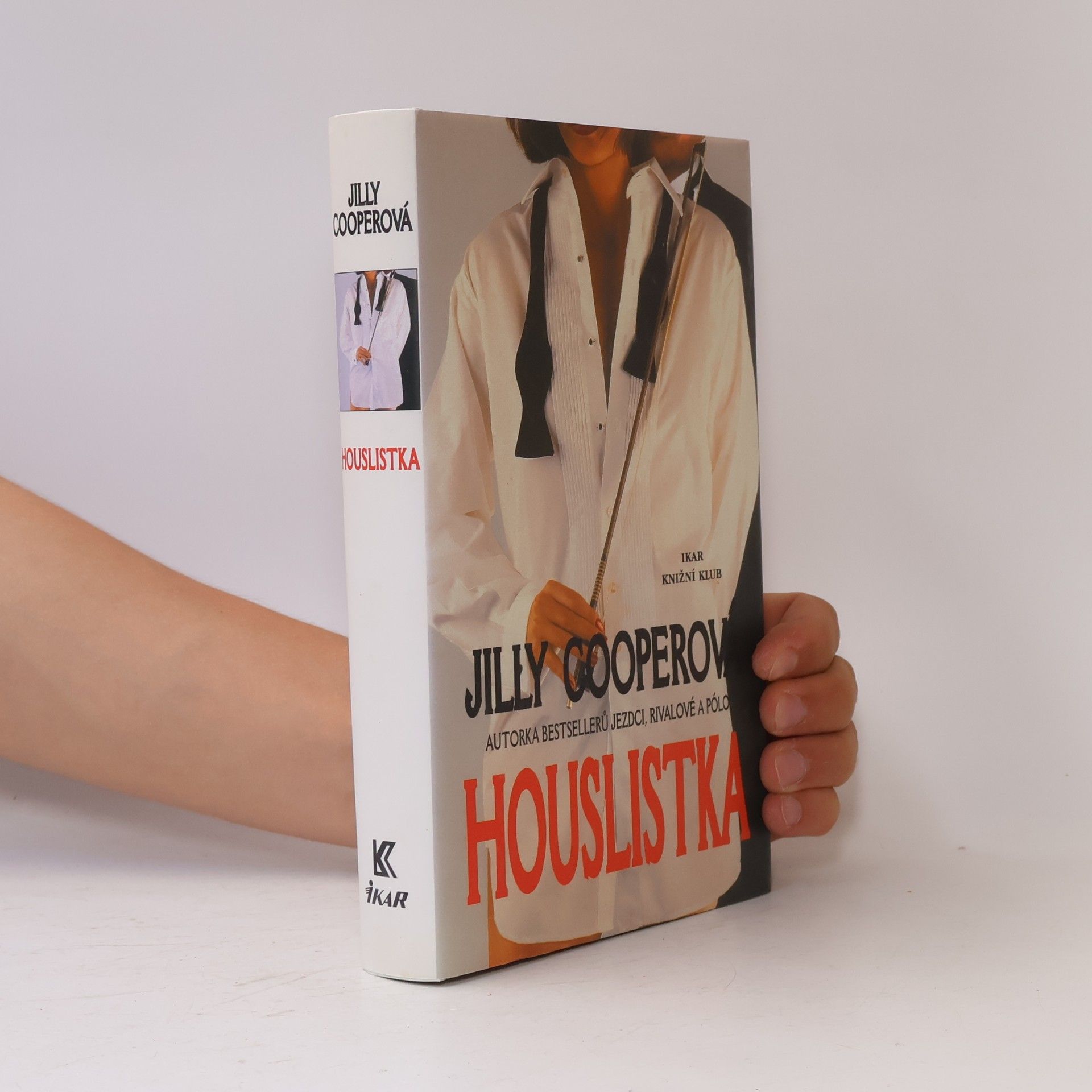 Jilly Cooper Houslistka
