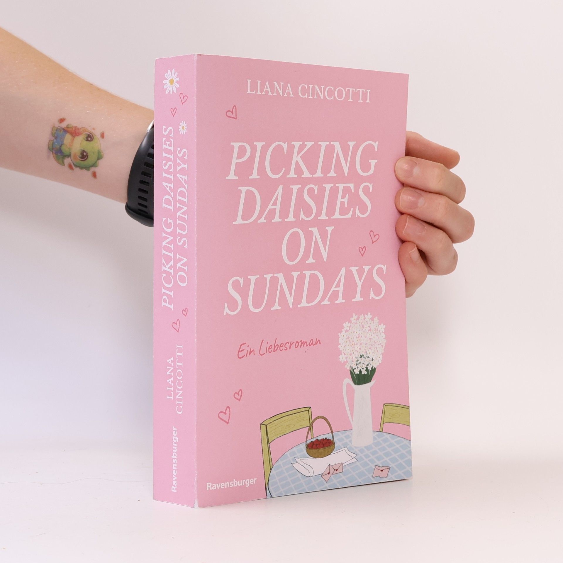 Liana Cincotti Picking Daisies on Sundays