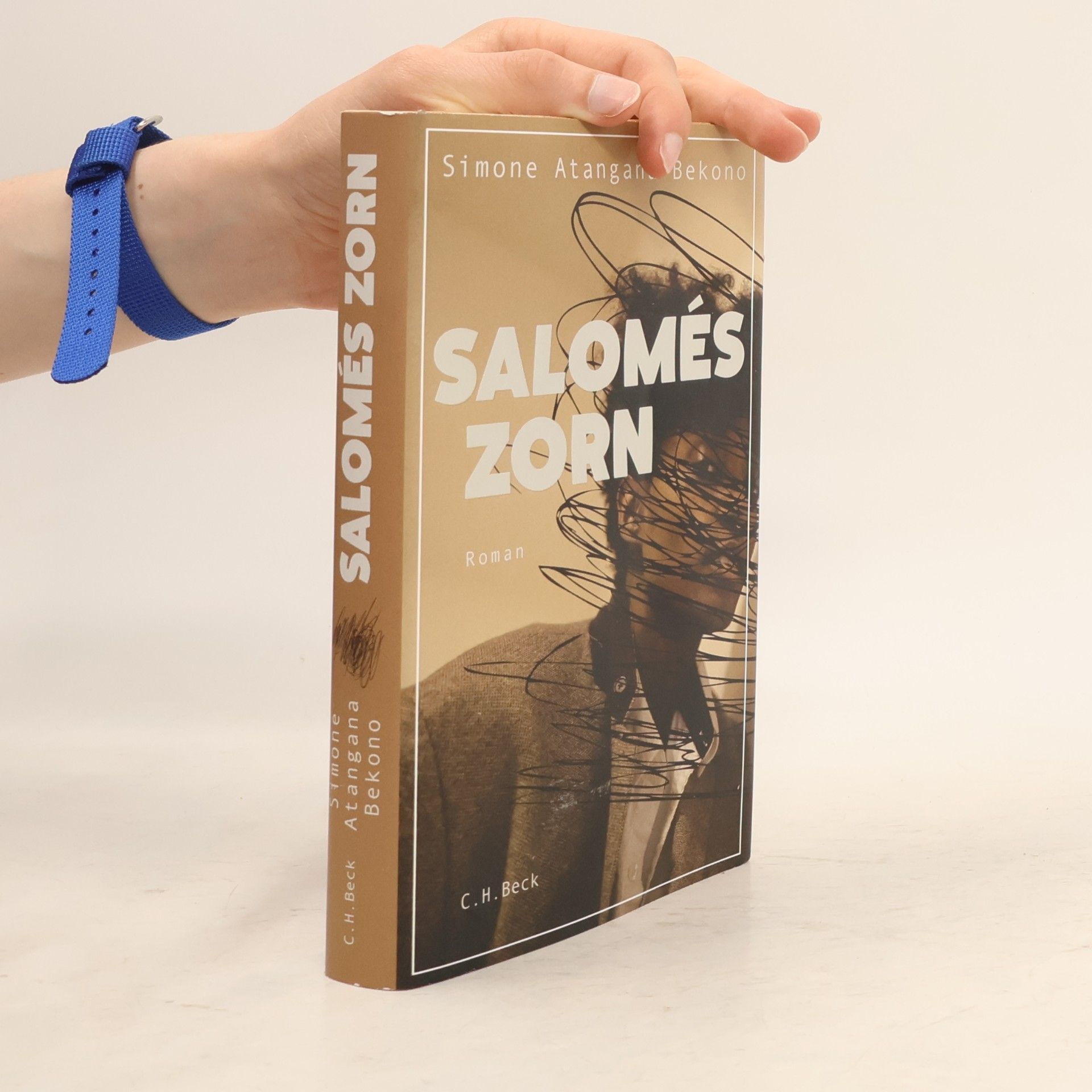 Simone Atangana Bekono Salomés Zorn