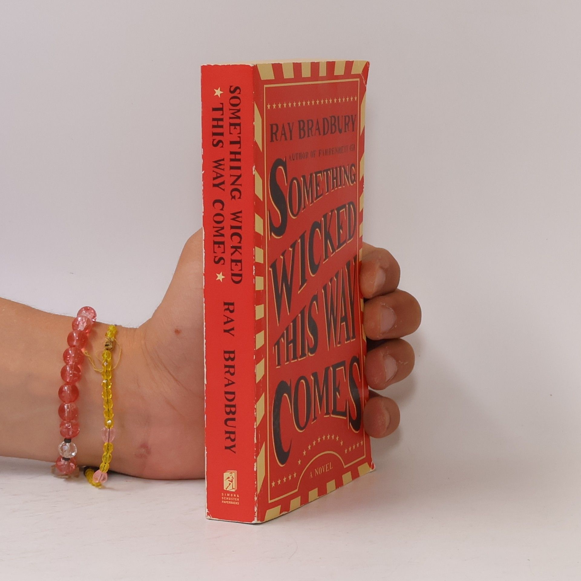 Ray Bradbury Something Wicked This Way Comes