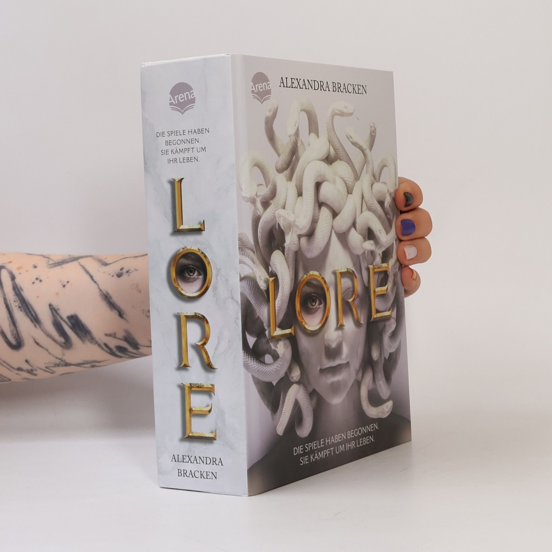 Alexandra Bracken Lore